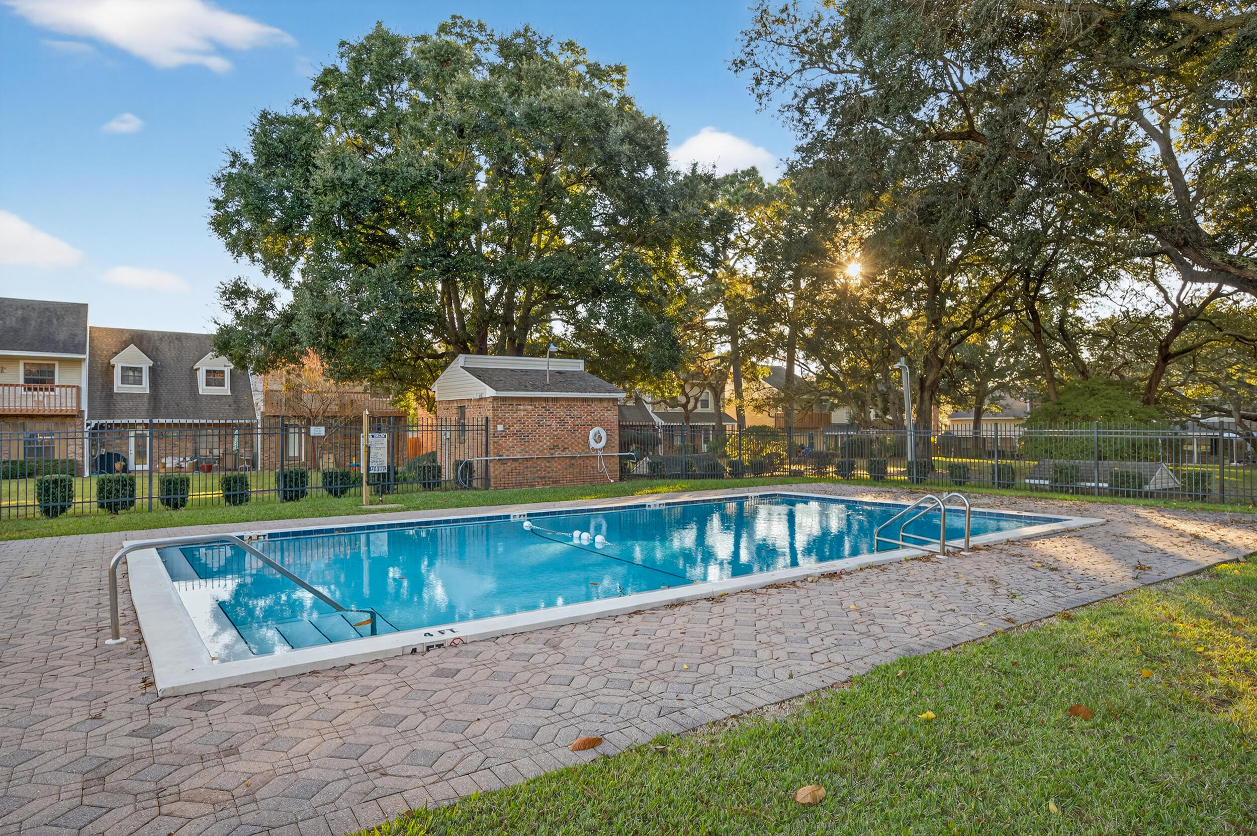 PORTOFINO T/H - Residential