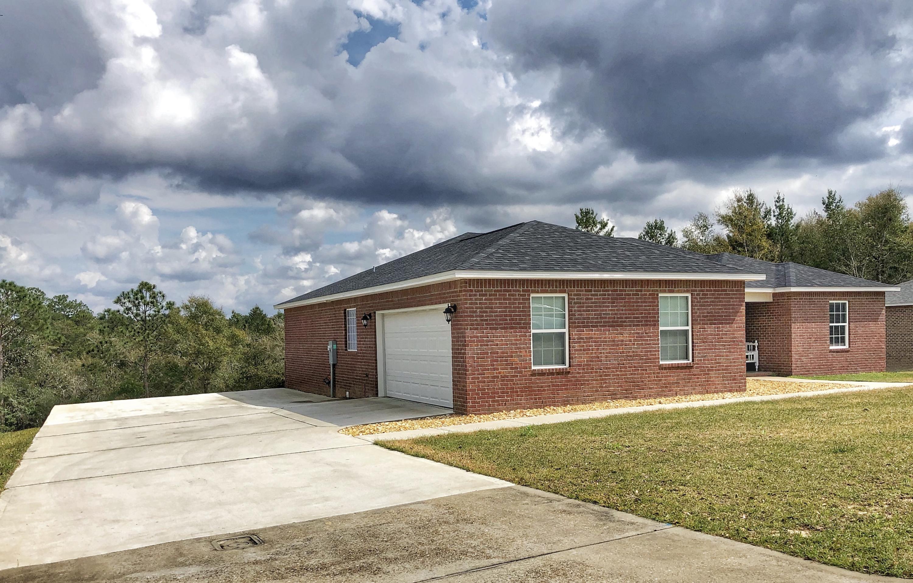 HIDDEN LAKES ESTATES - Residential