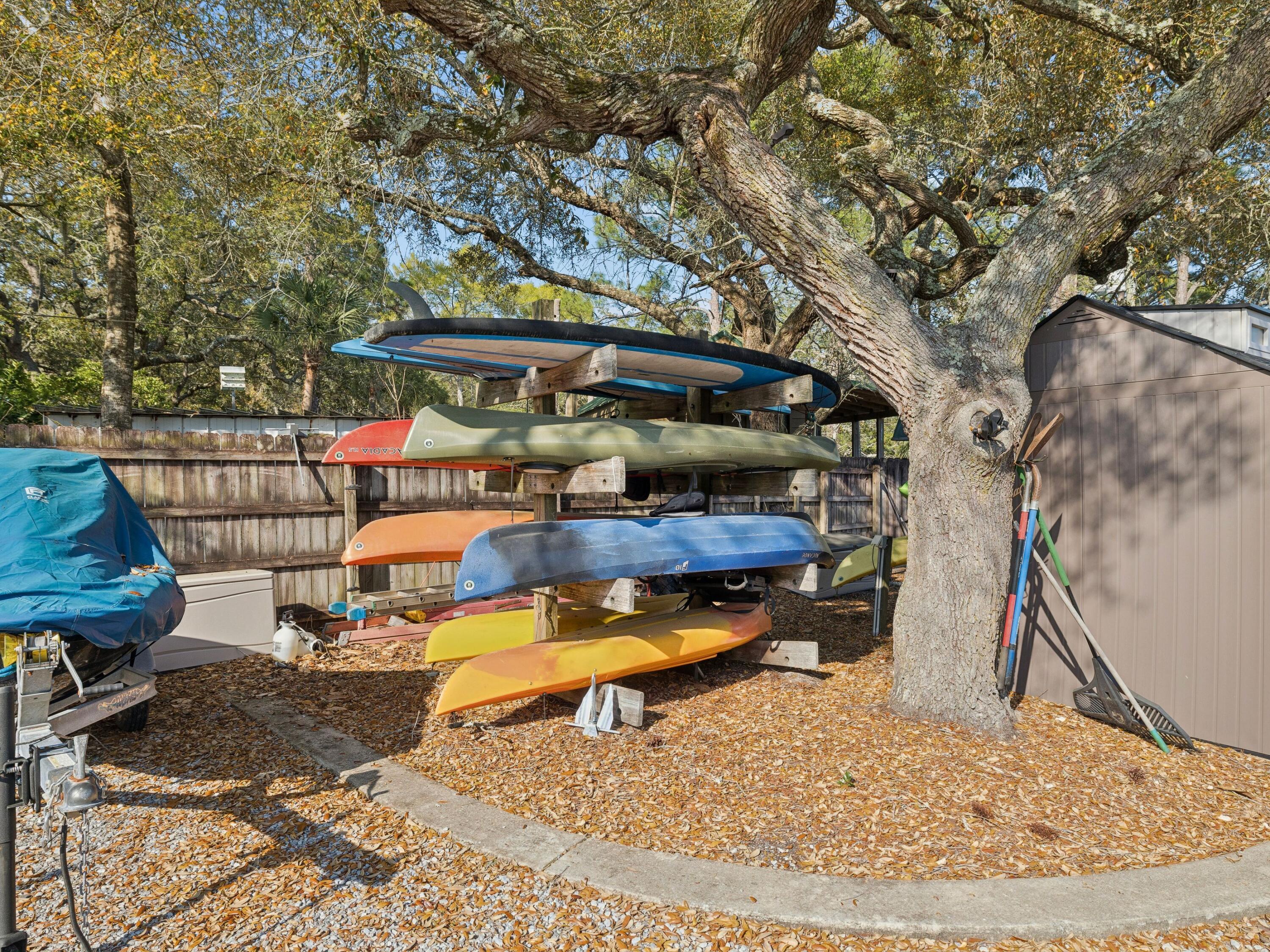 CARSON OAKS - Residential