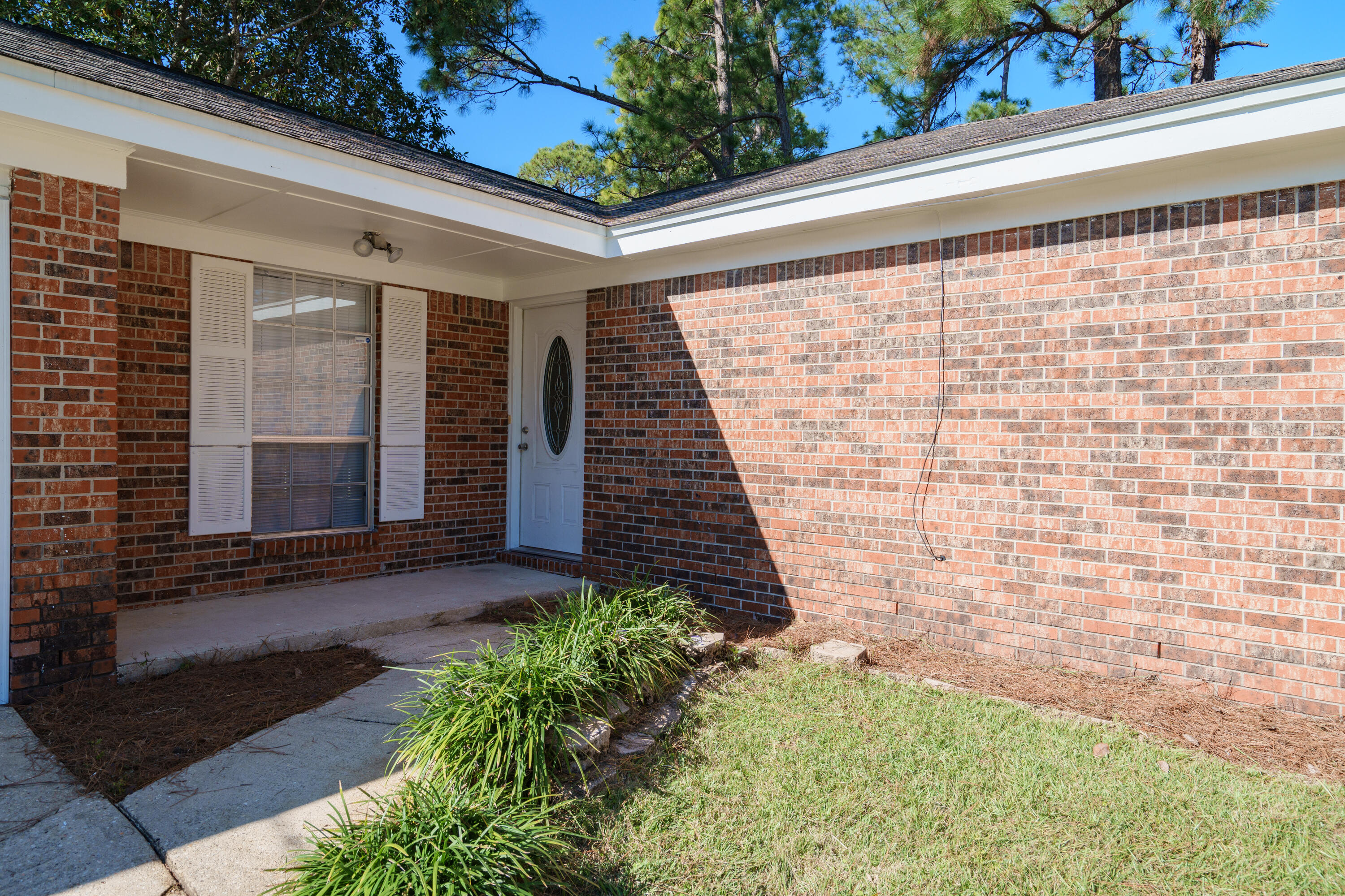 PINE MEADOWS - Residential