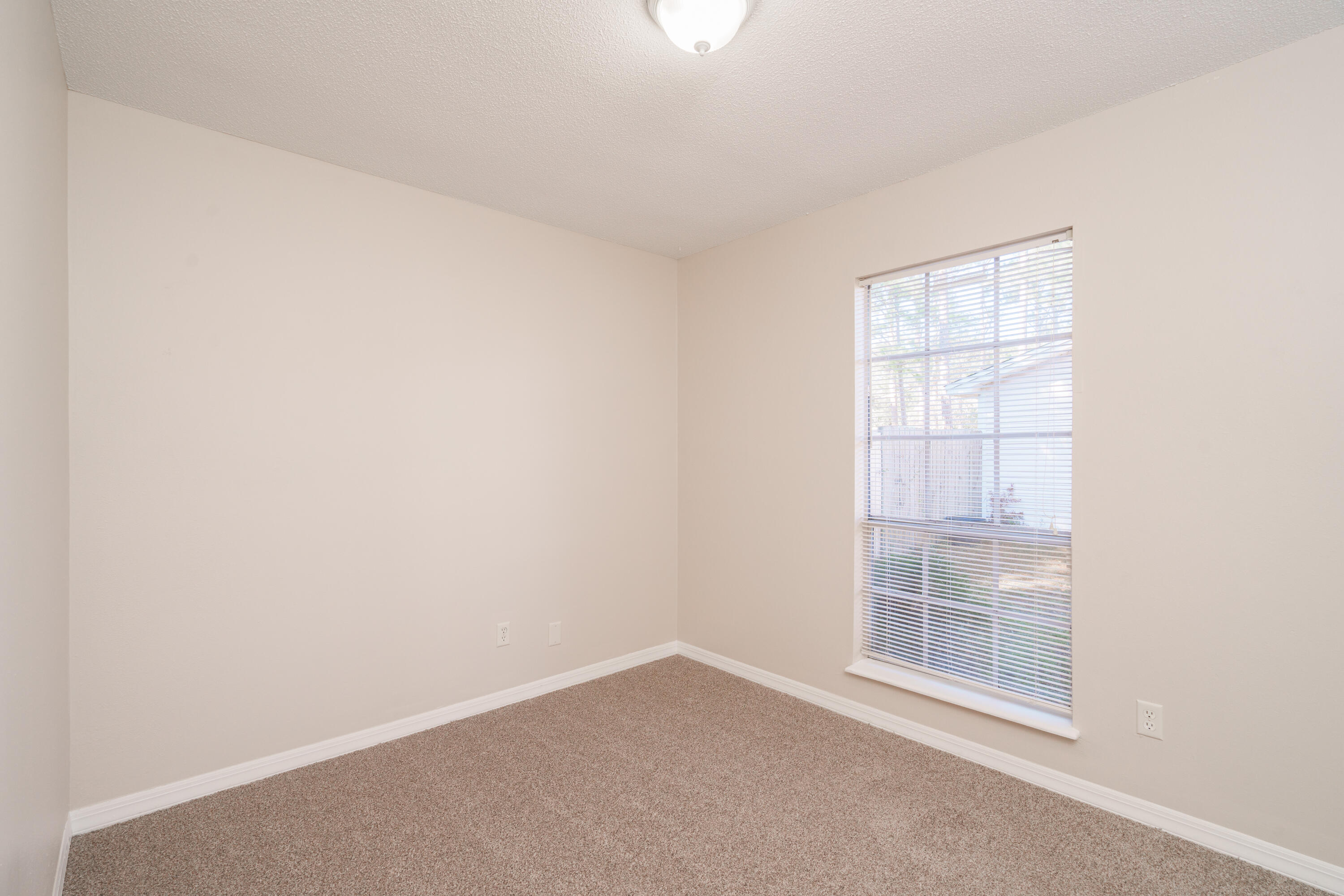 PINE MEADOWS - Residential