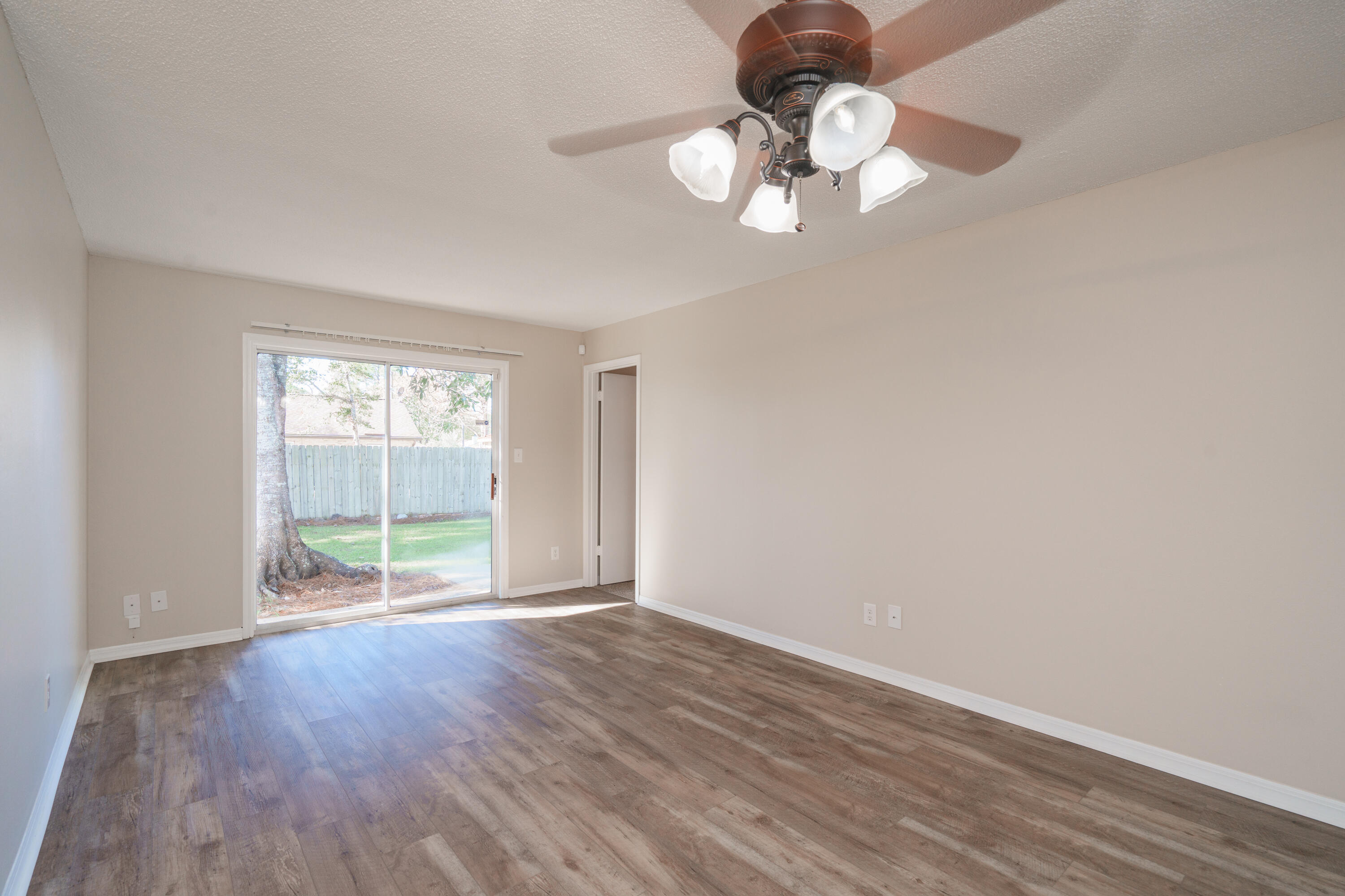 PINE MEADOWS - Residential