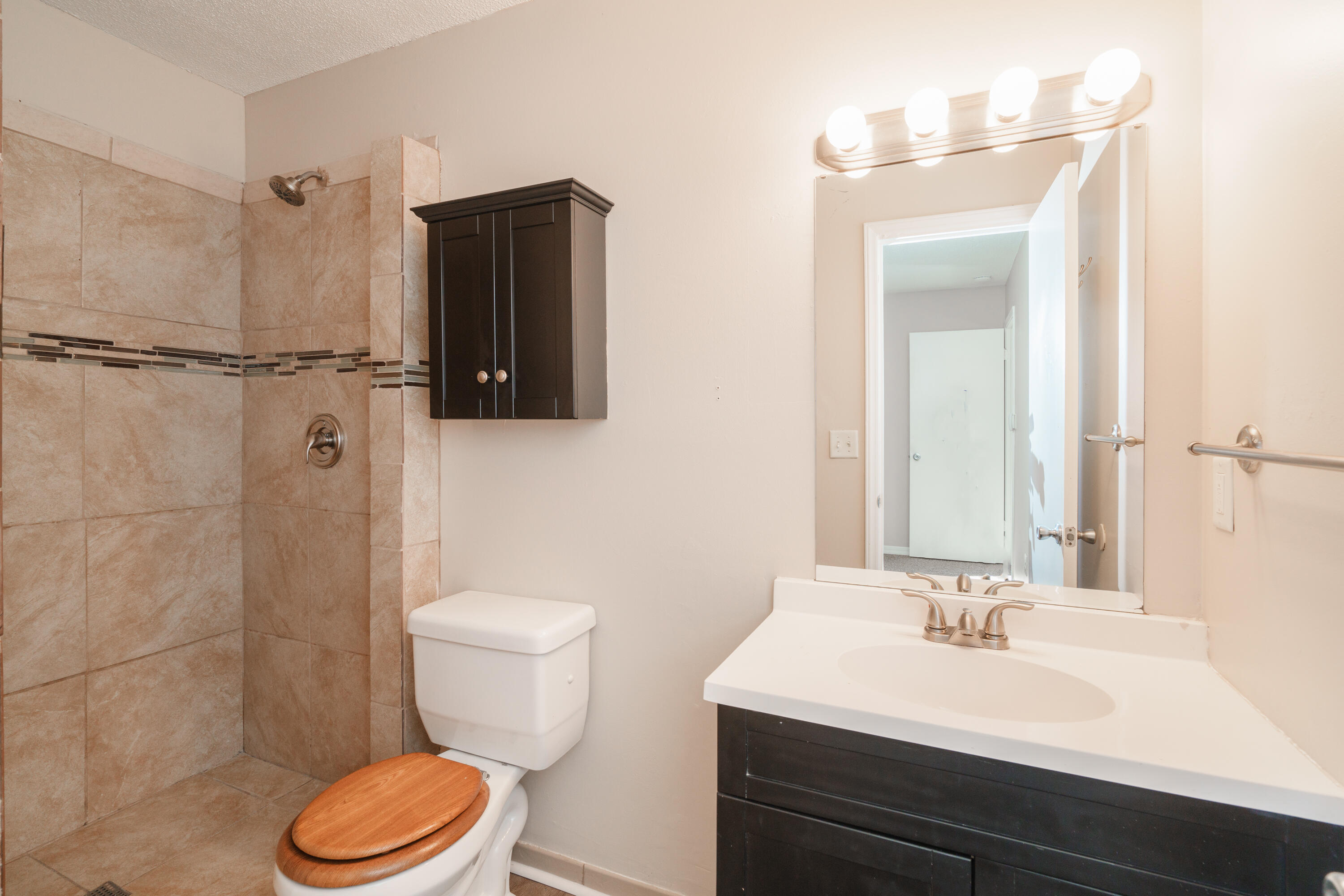 PINE MEADOWS - Residential