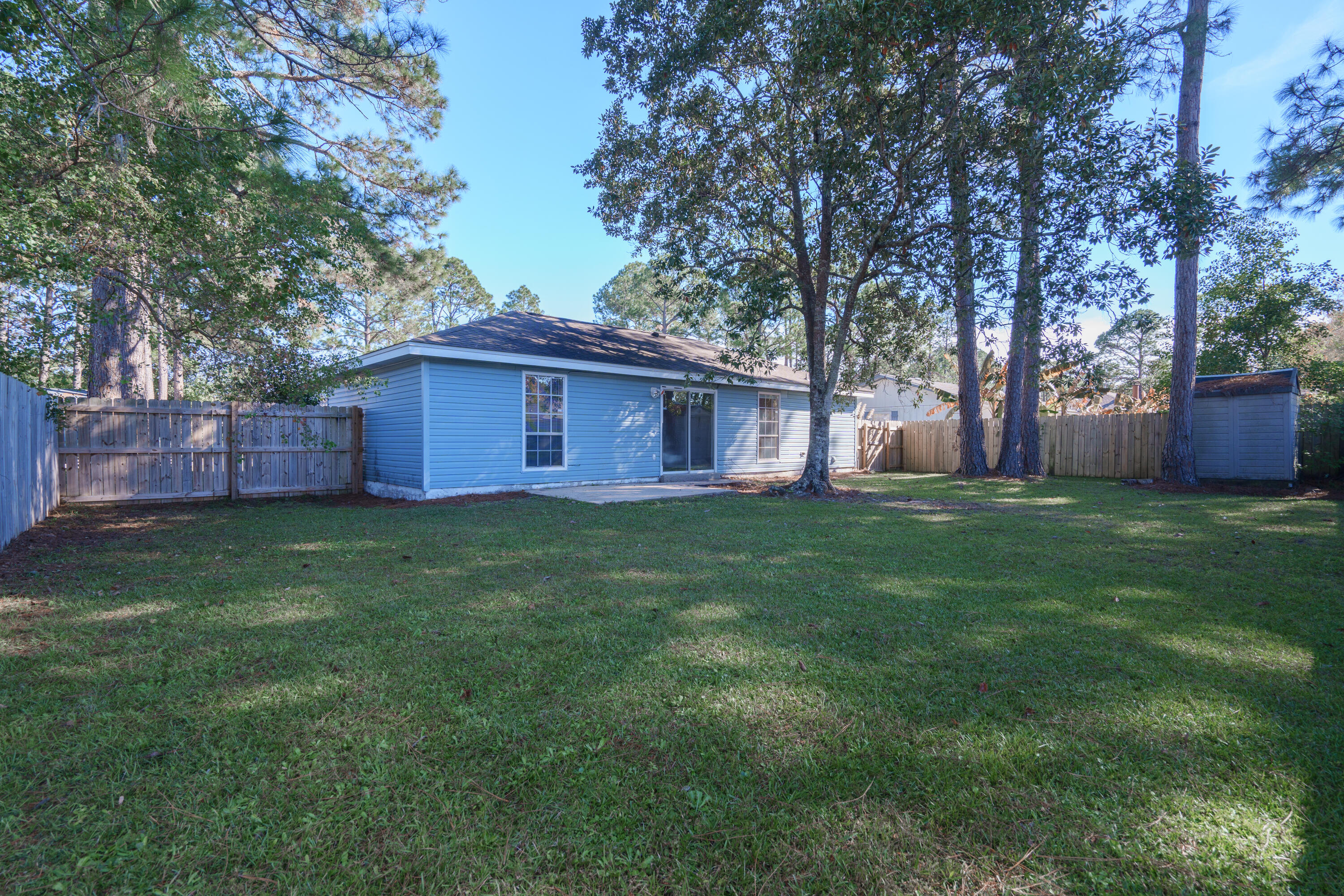 PINE MEADOWS - Residential