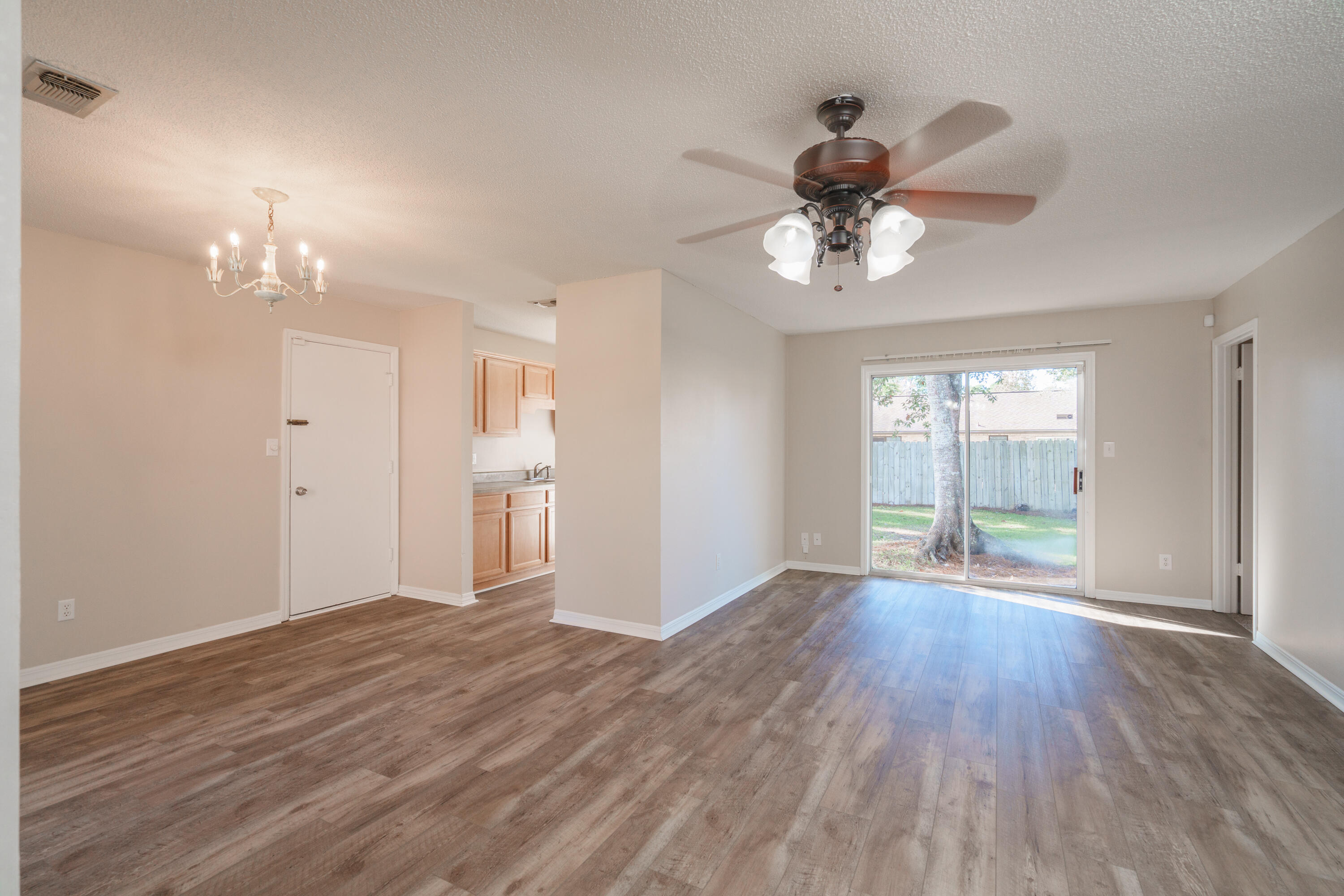 PINE MEADOWS - Residential