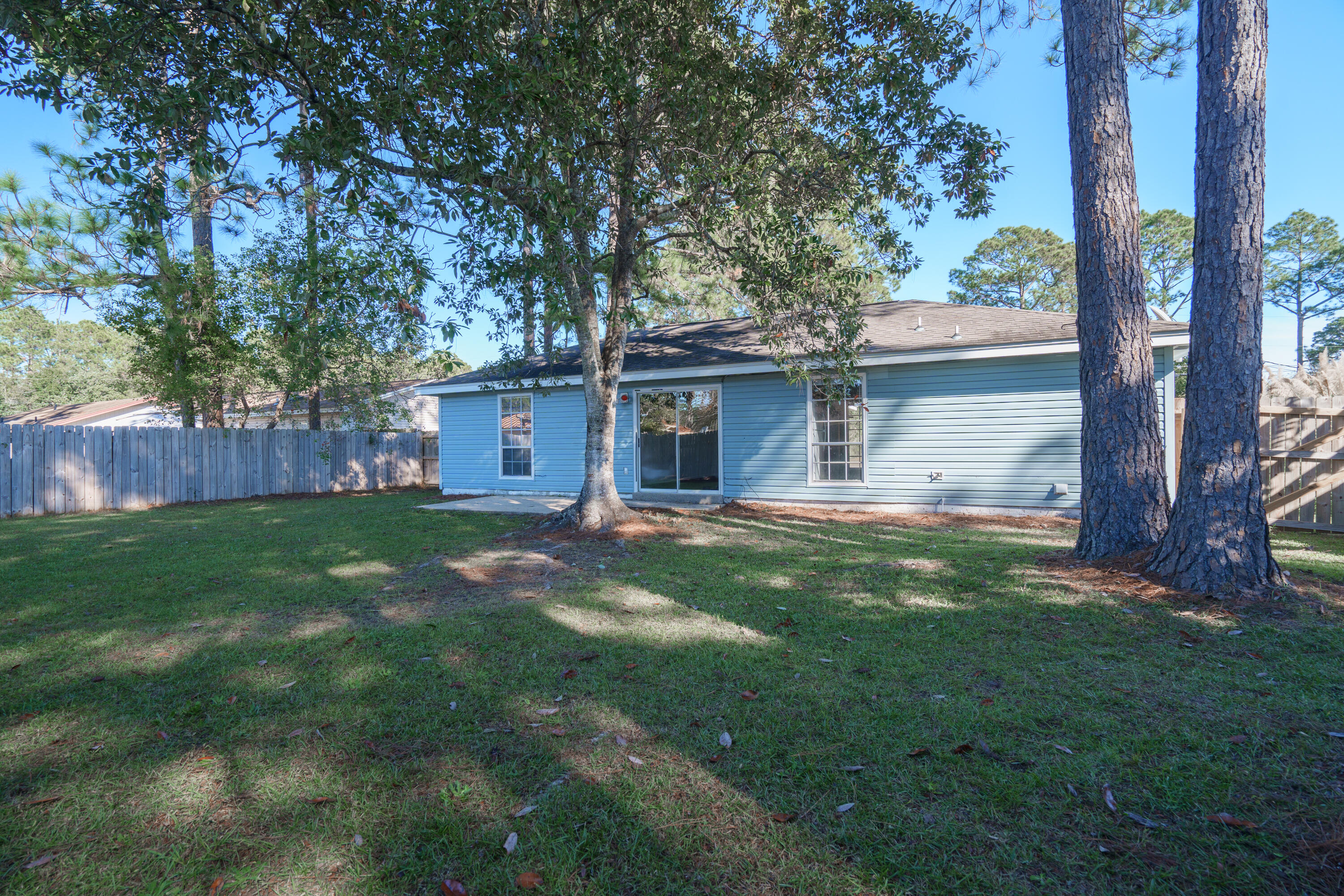 PINE MEADOWS - Residential