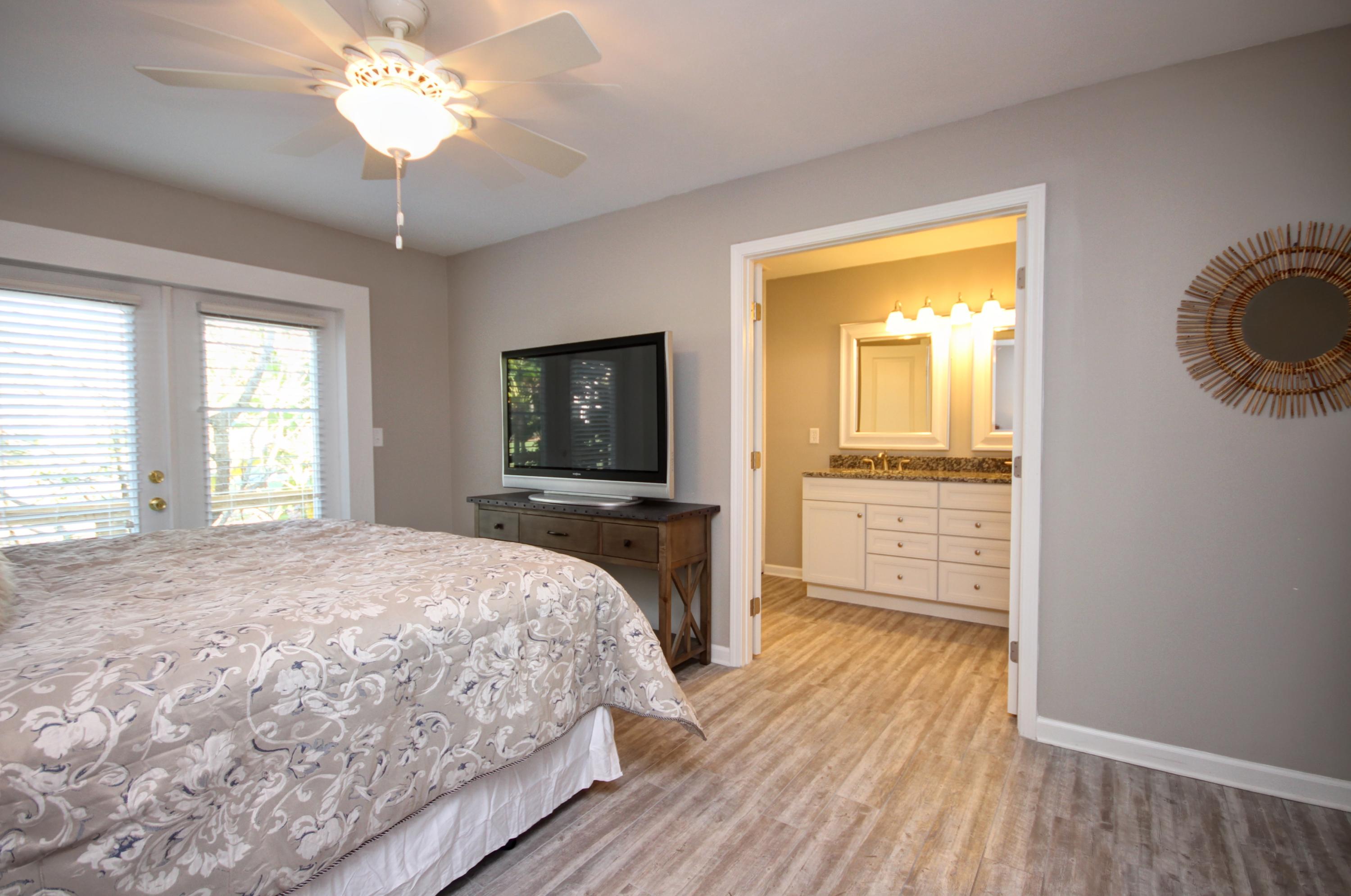 LINKSIDE VILLAGE II - Residential