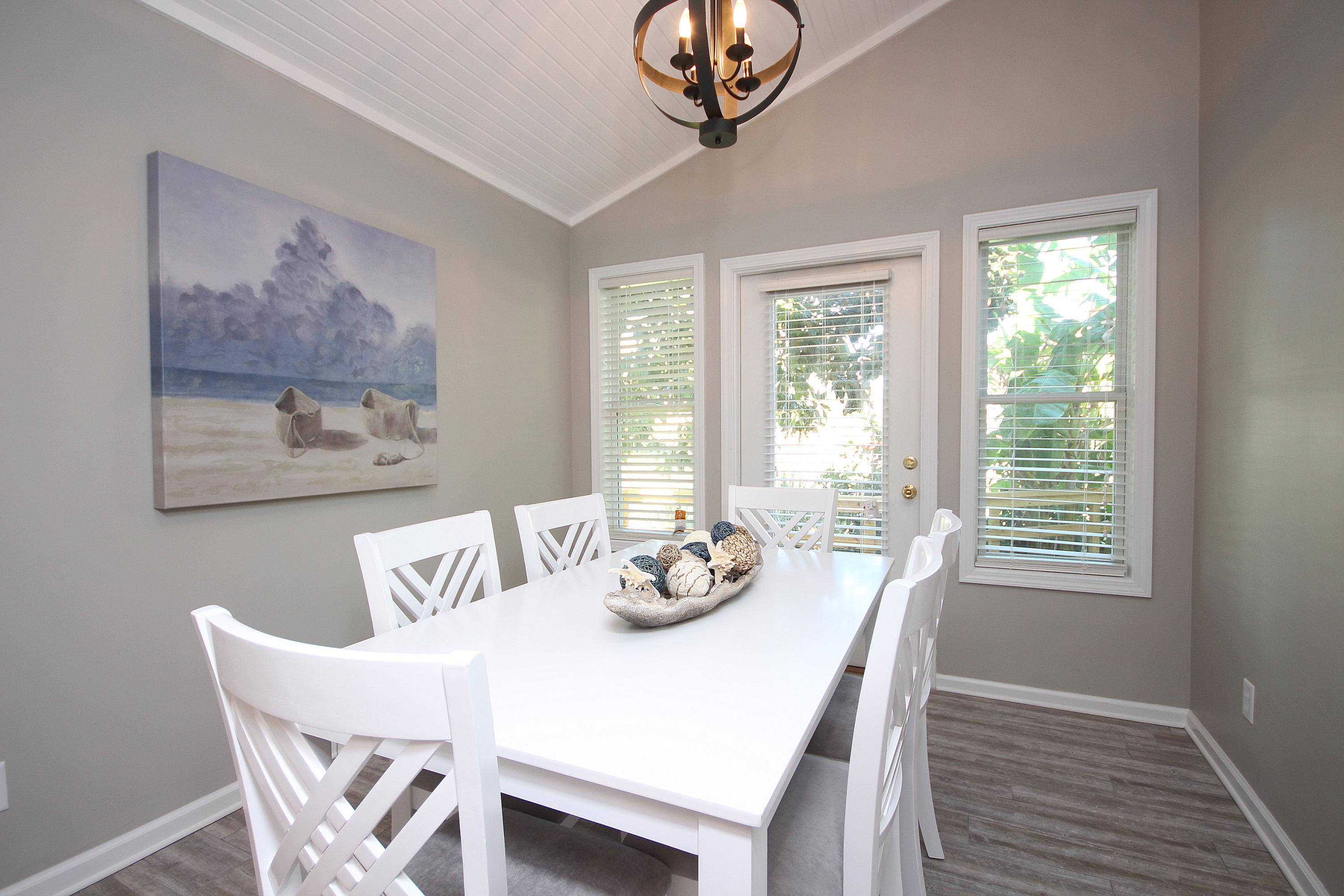 LINKSIDE VILLAGE II - Residential