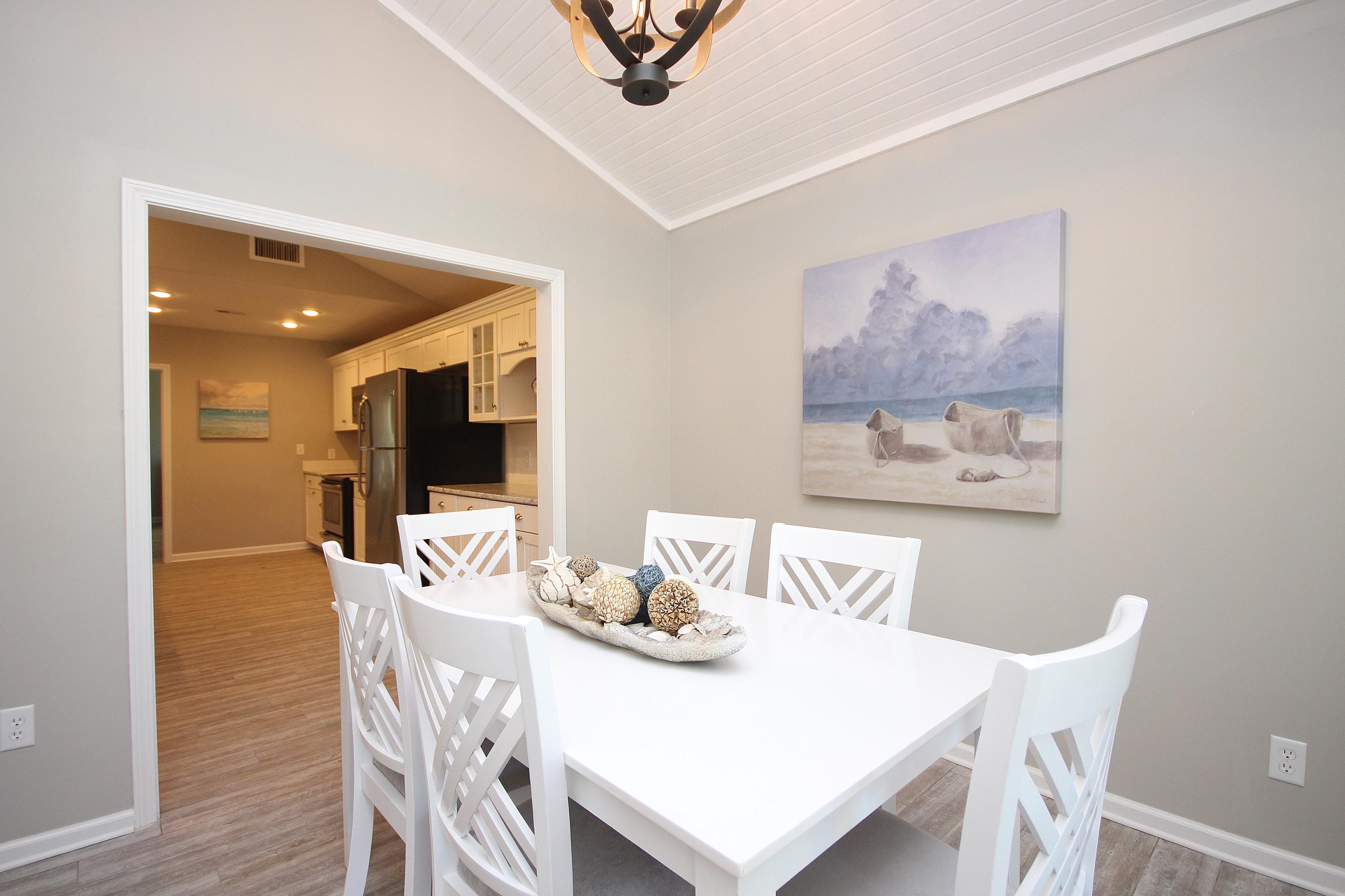 LINKSIDE VILLAGE II - Residential