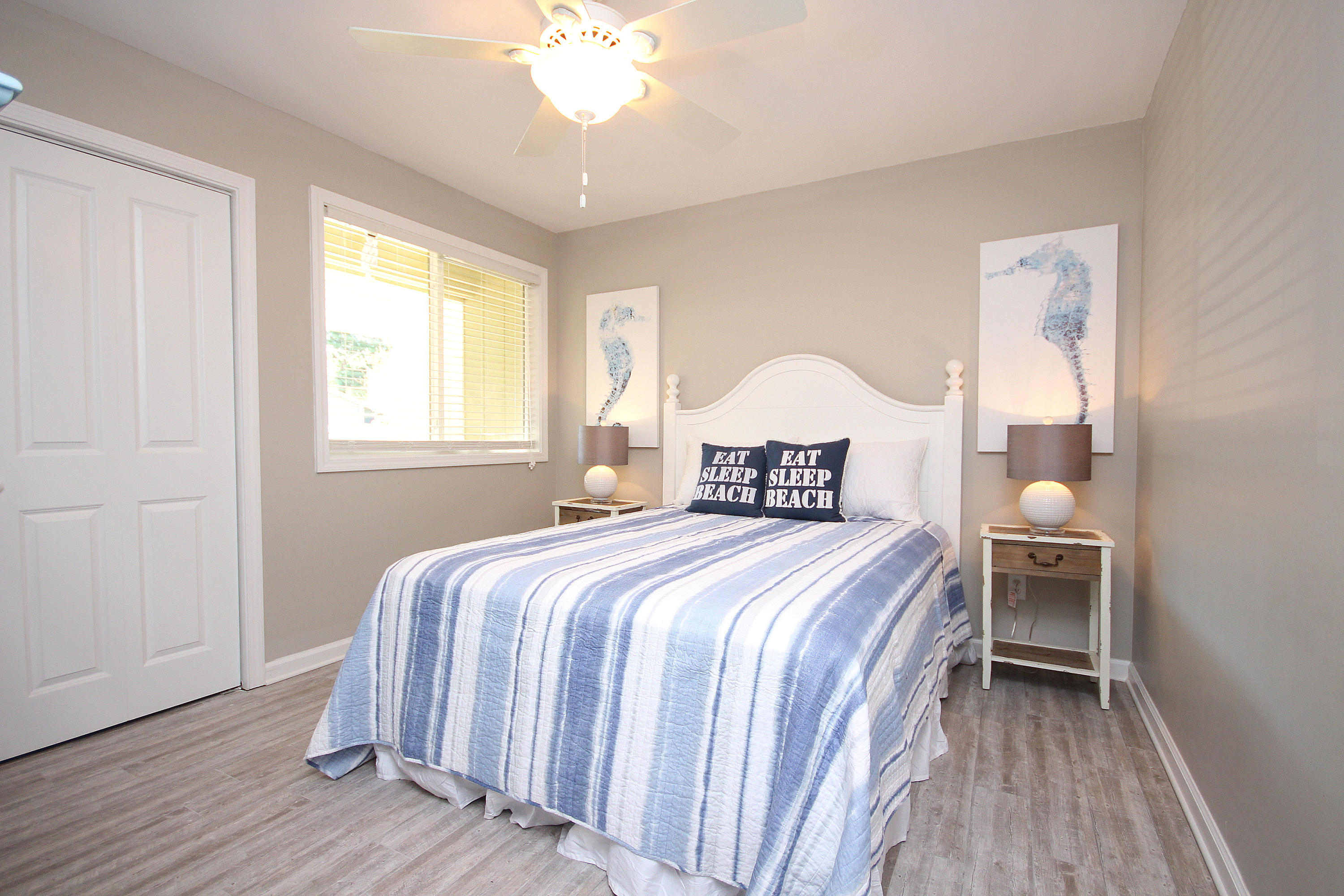 LINKSIDE VILLAGE II - Residential