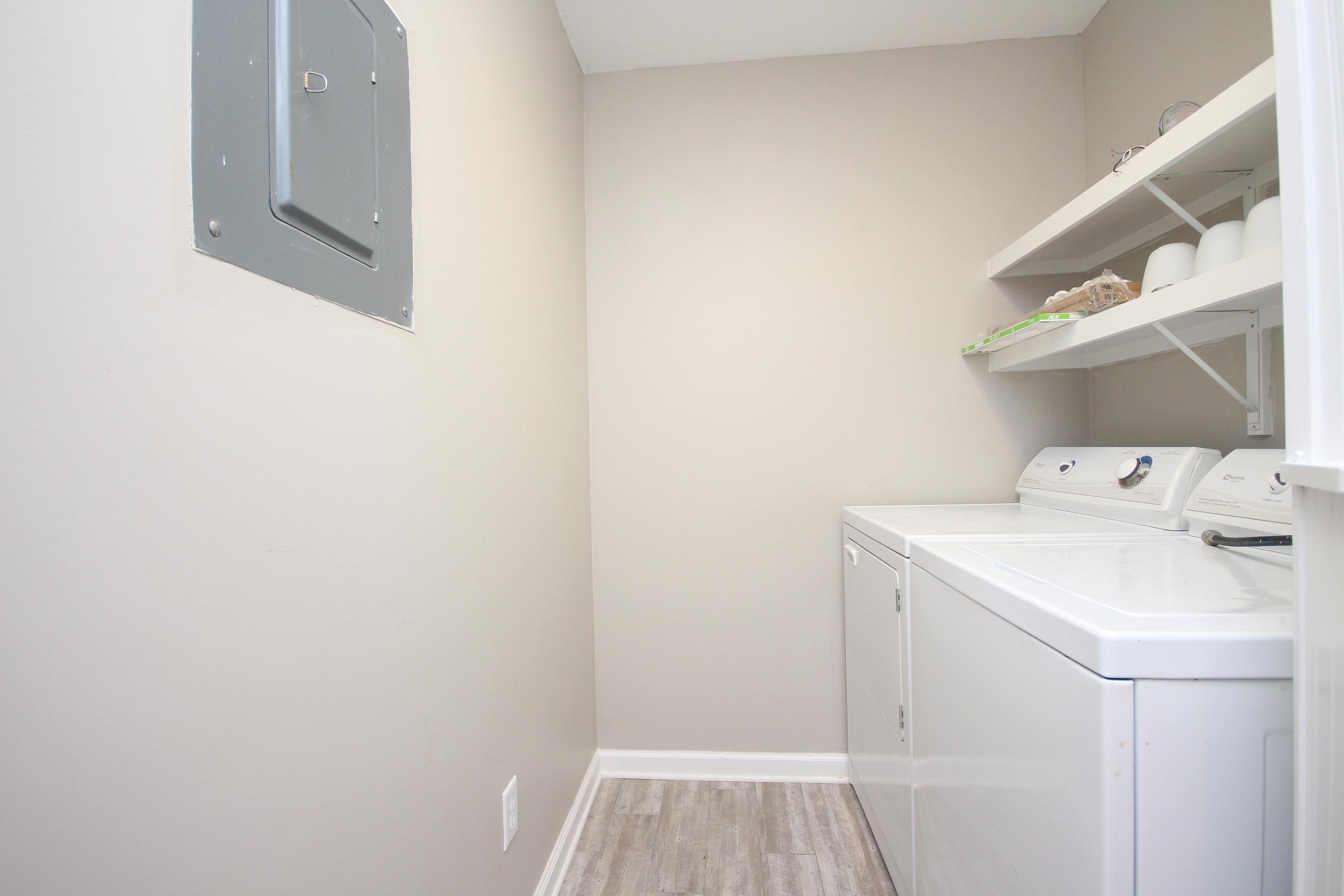 LINKSIDE VILLAGE II - Residential