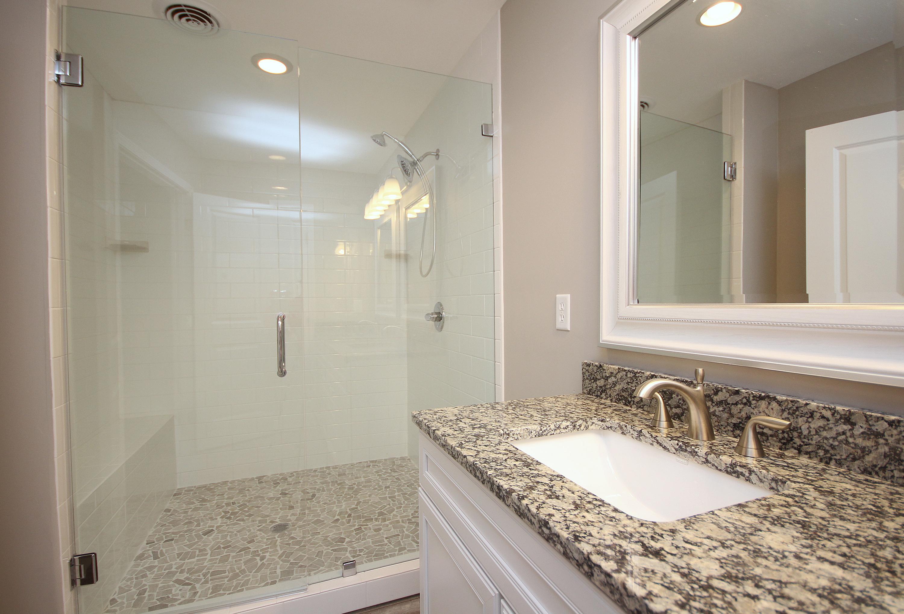 LINKSIDE VILLAGE II - Residential