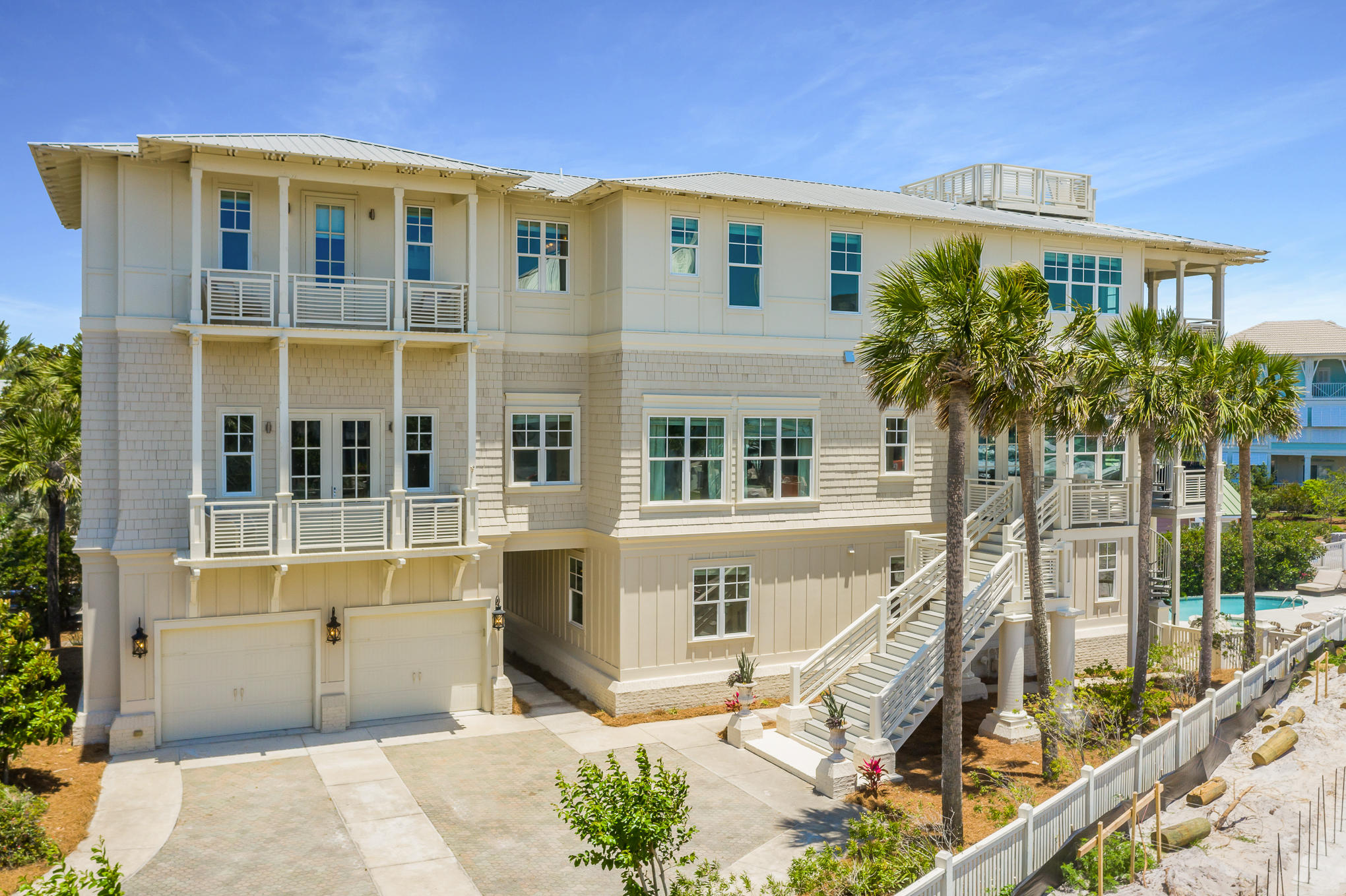 SECLUSION DUNES - Residential