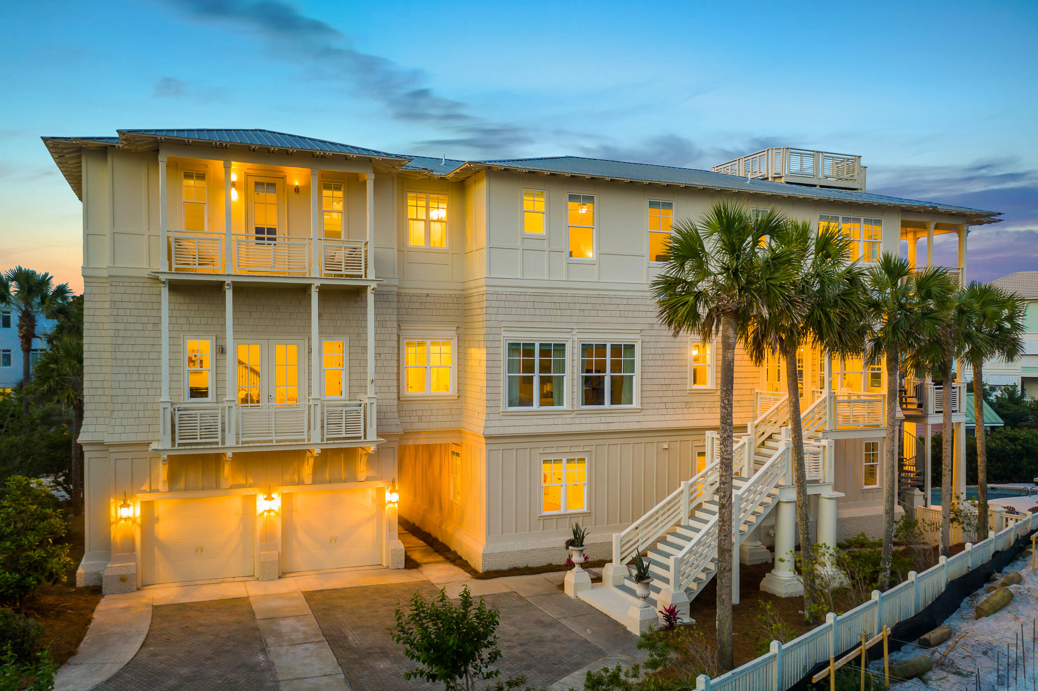 SECLUSION DUNES - Residential