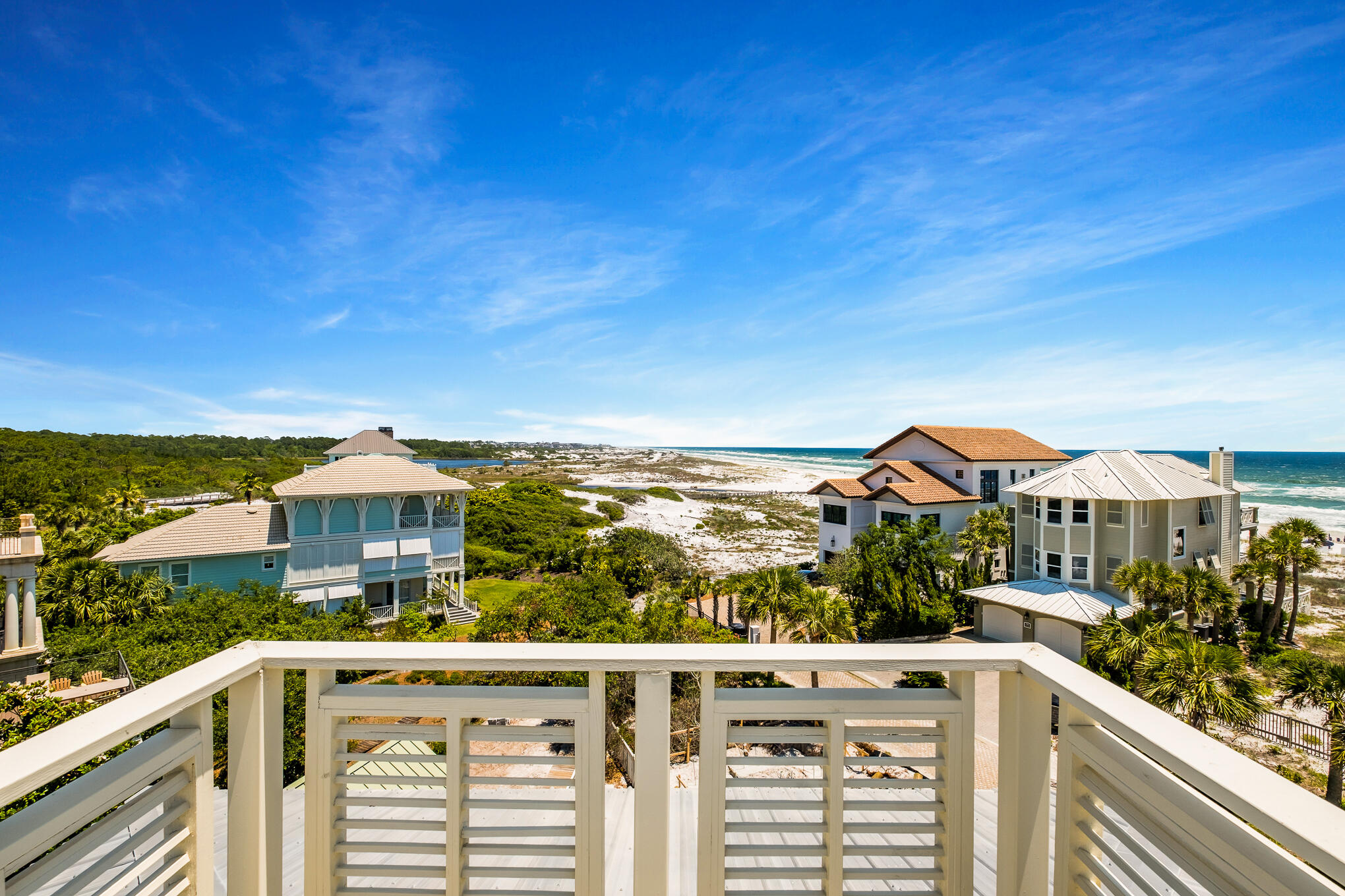 SECLUSION DUNES - Residential