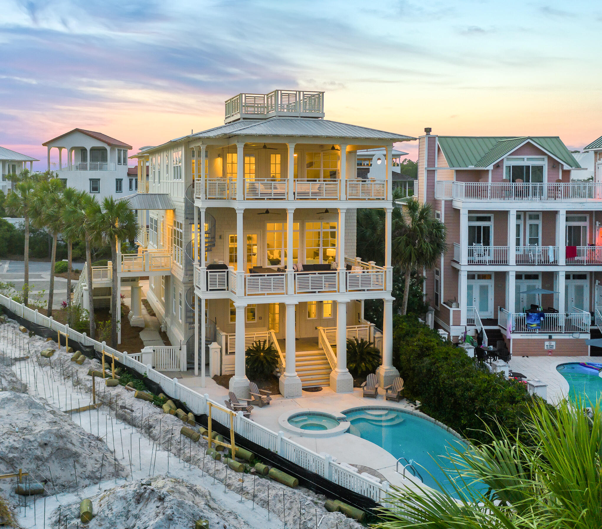 SECLUSION DUNES - Residential