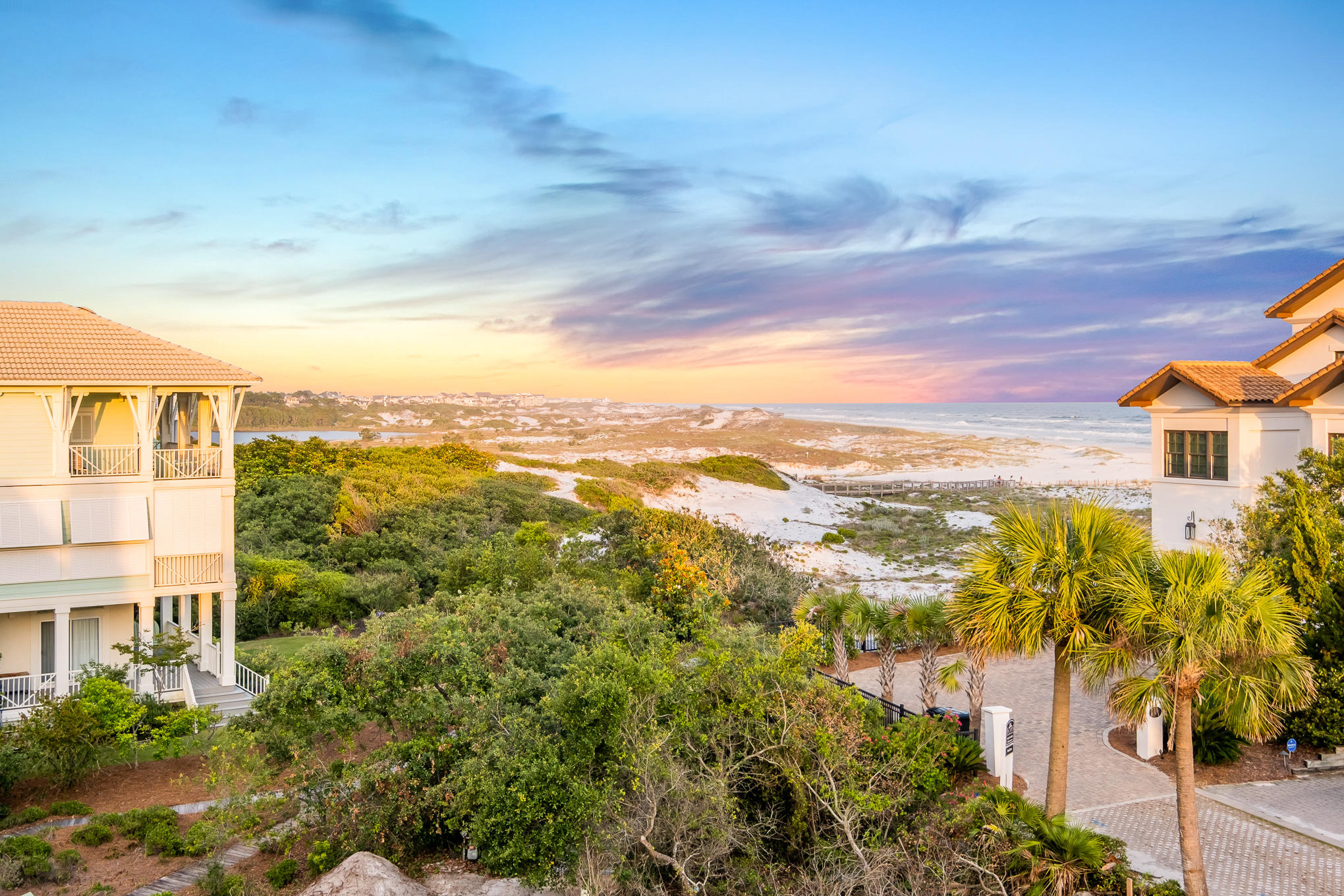 SECLUSION DUNES - Residential