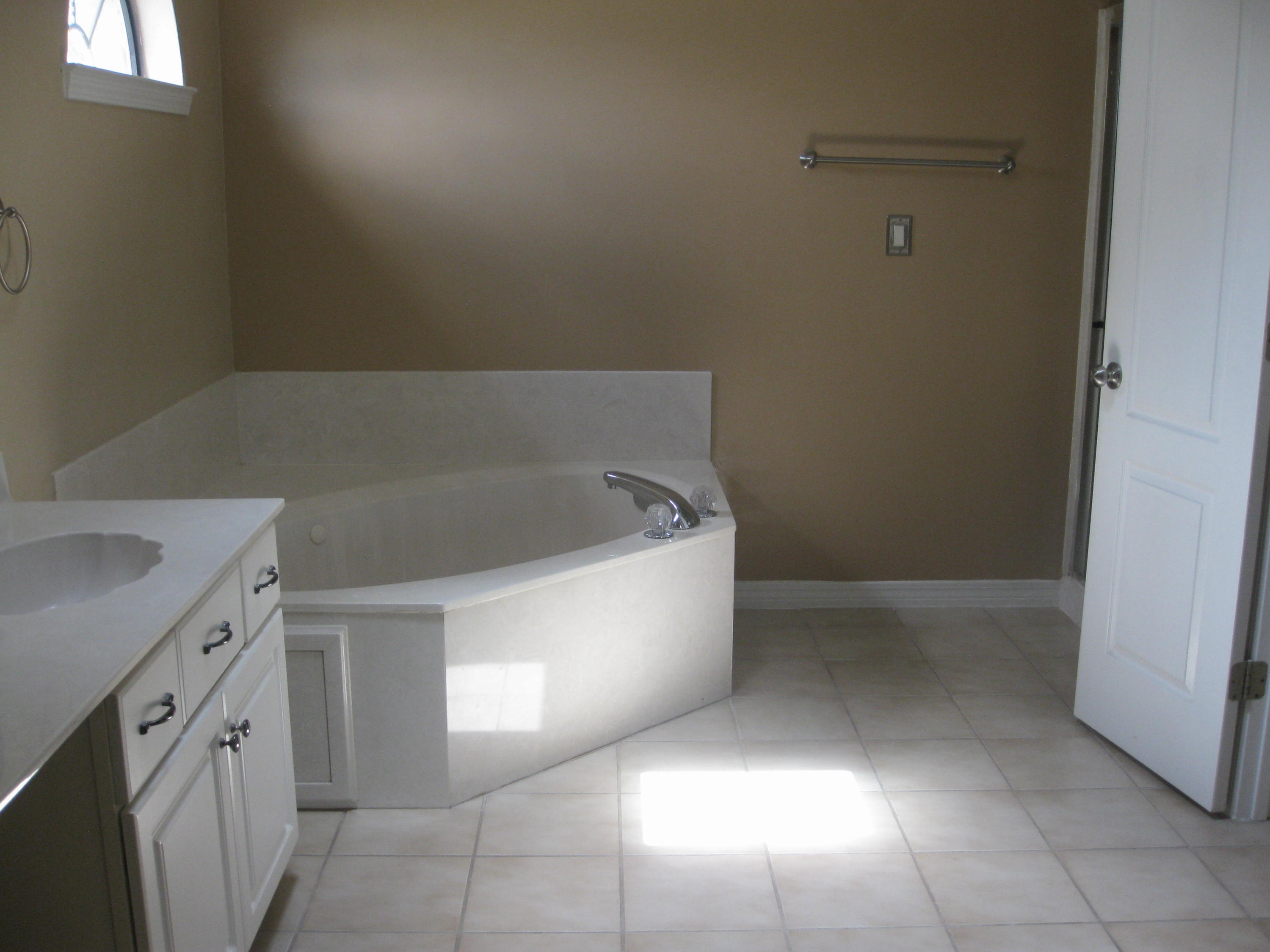 PINNACLE PORT - Residential