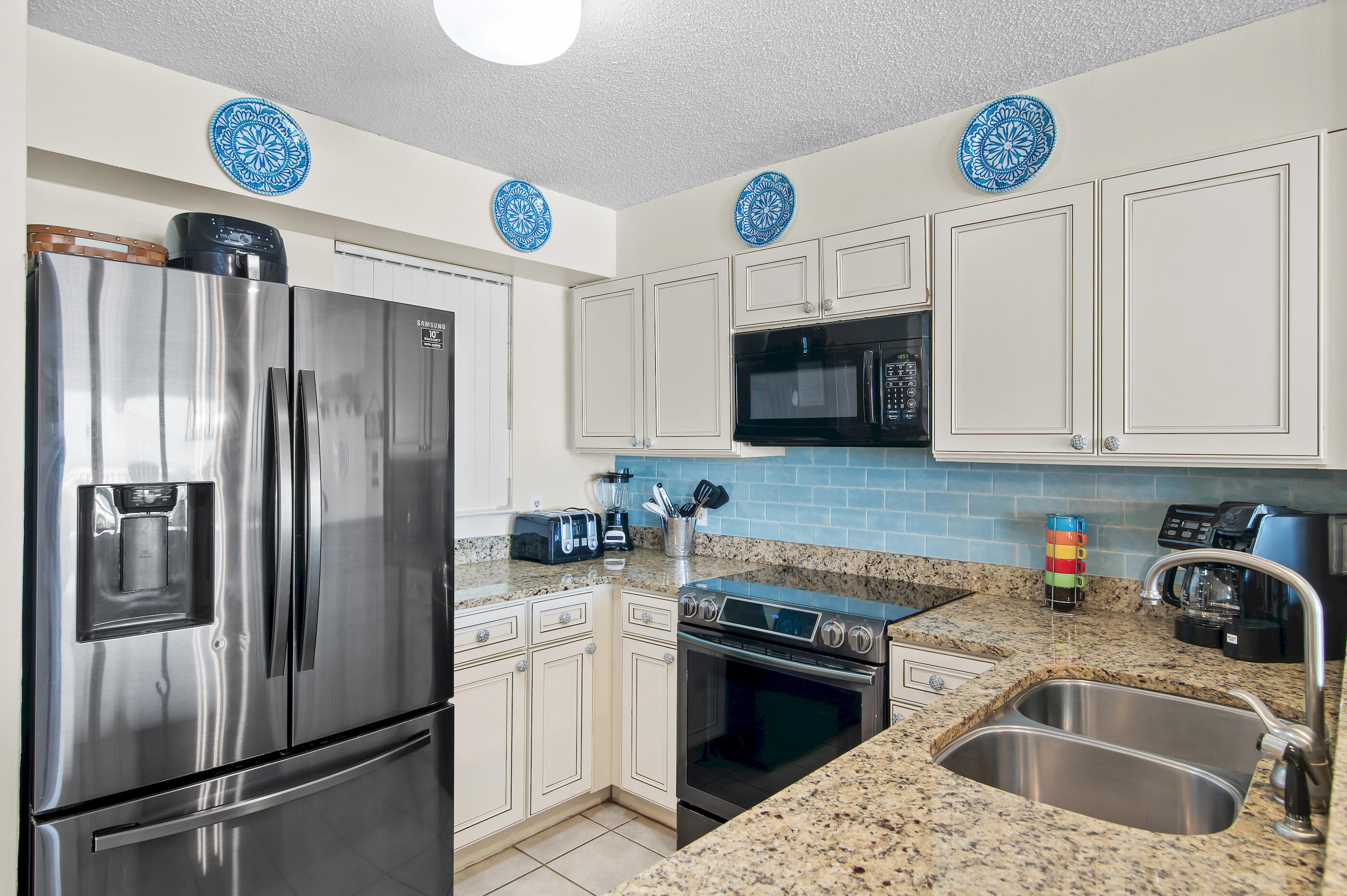 MAGNOLIA HOUSE - Residential