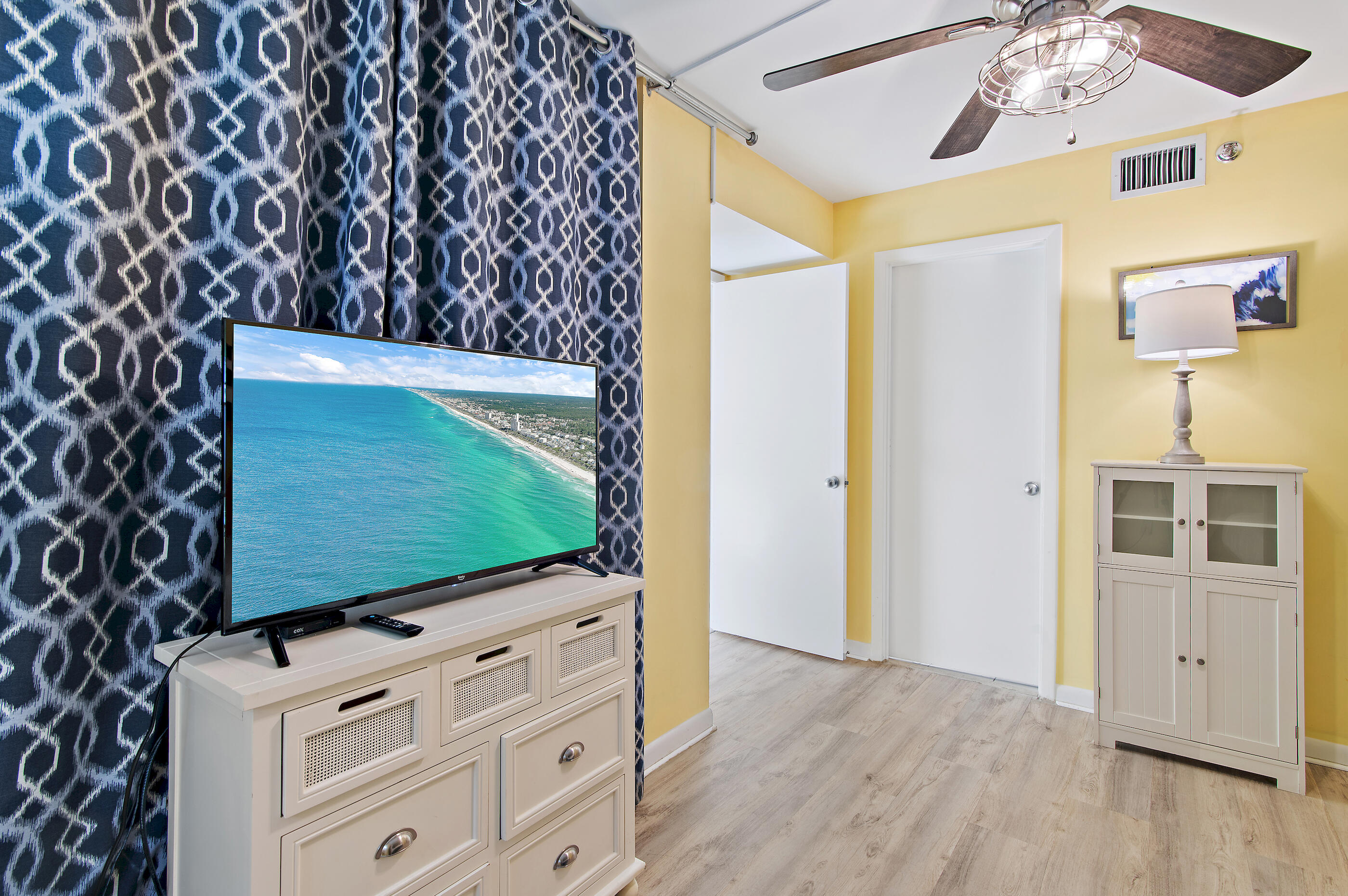 MAGNOLIA HOUSE - Residential