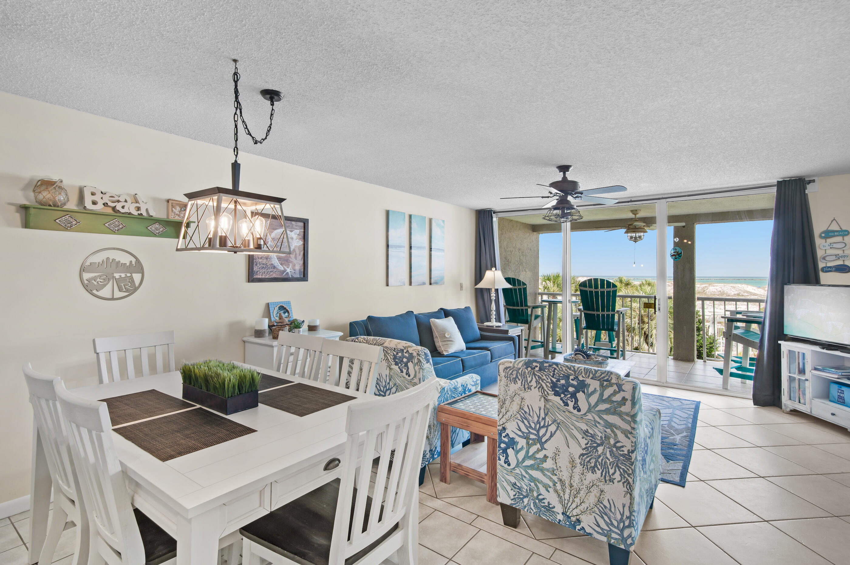 MAGNOLIA HOUSE - Residential