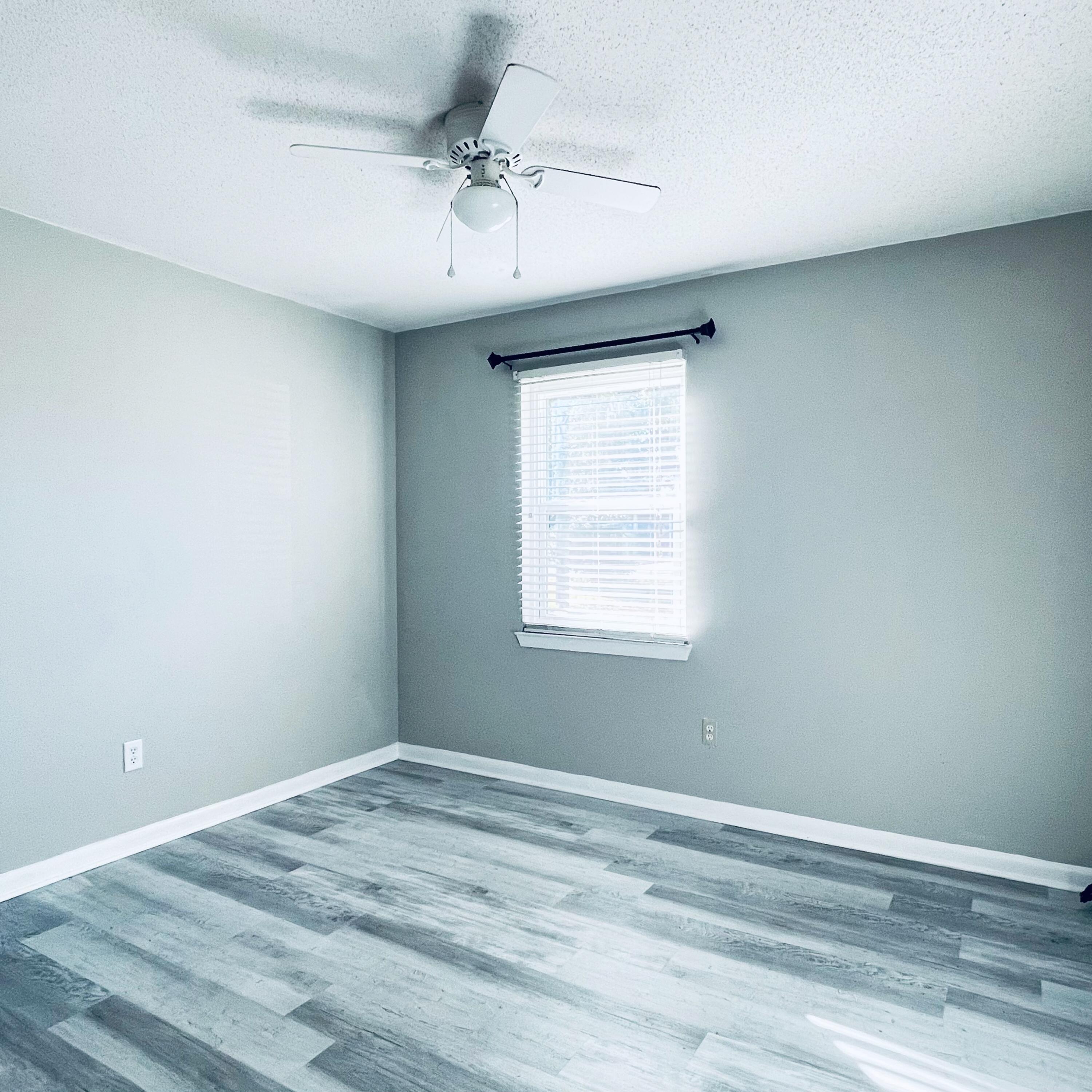 PORT DIXIE MANOR - Residential Lease