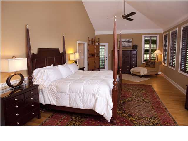 HICKORY SHORES NONE - Residential
