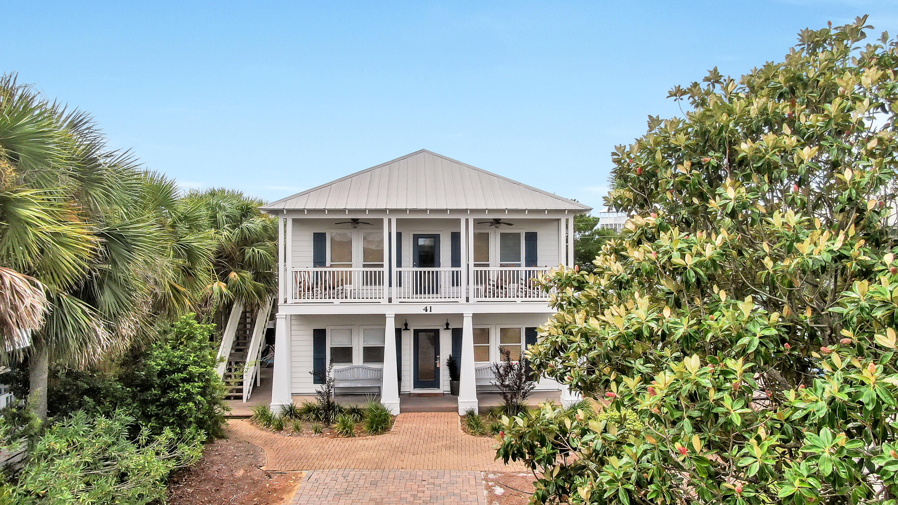 TRANQUIL SHORES - Residential
