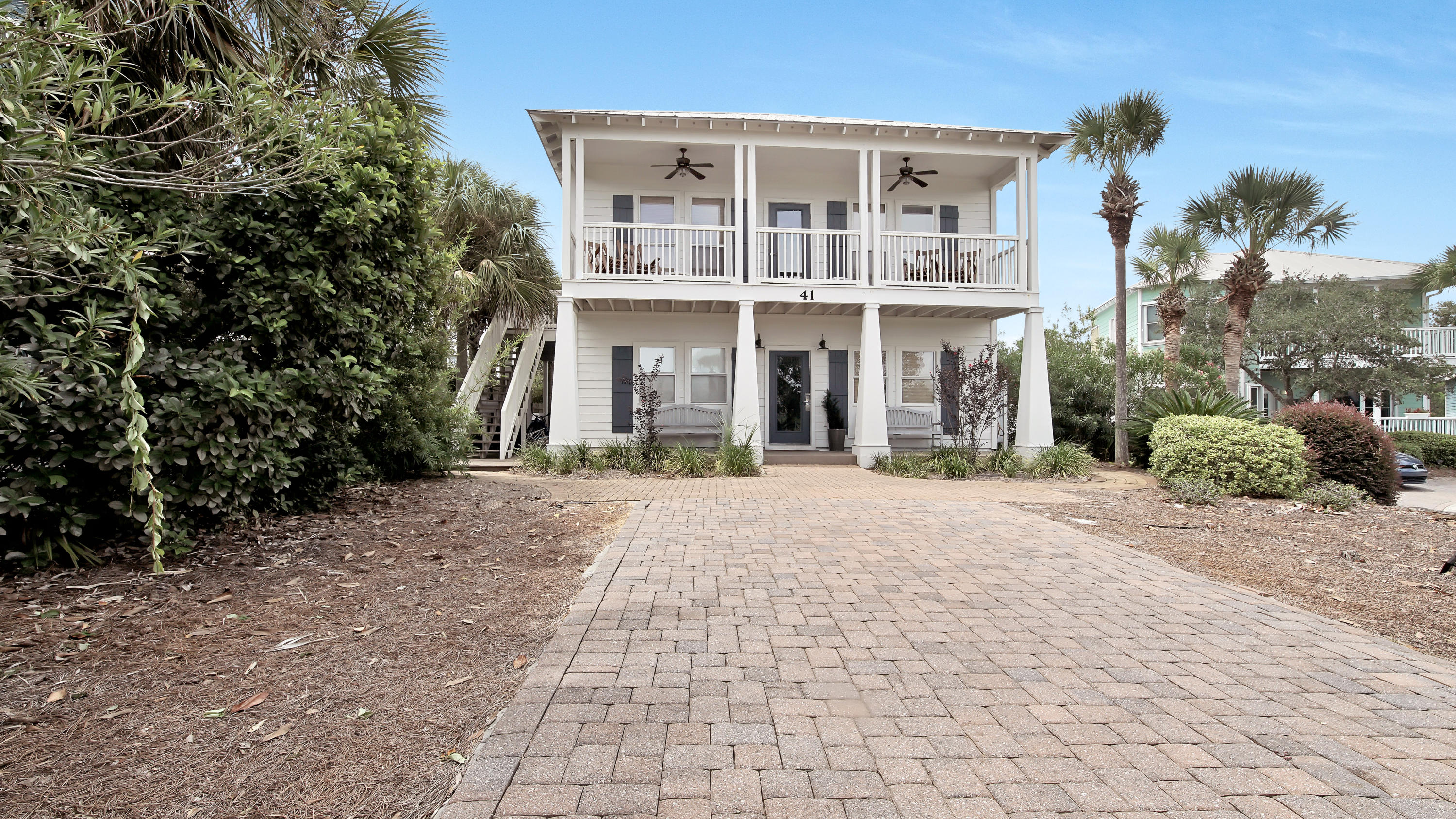 TRANQUIL SHORES - Residential