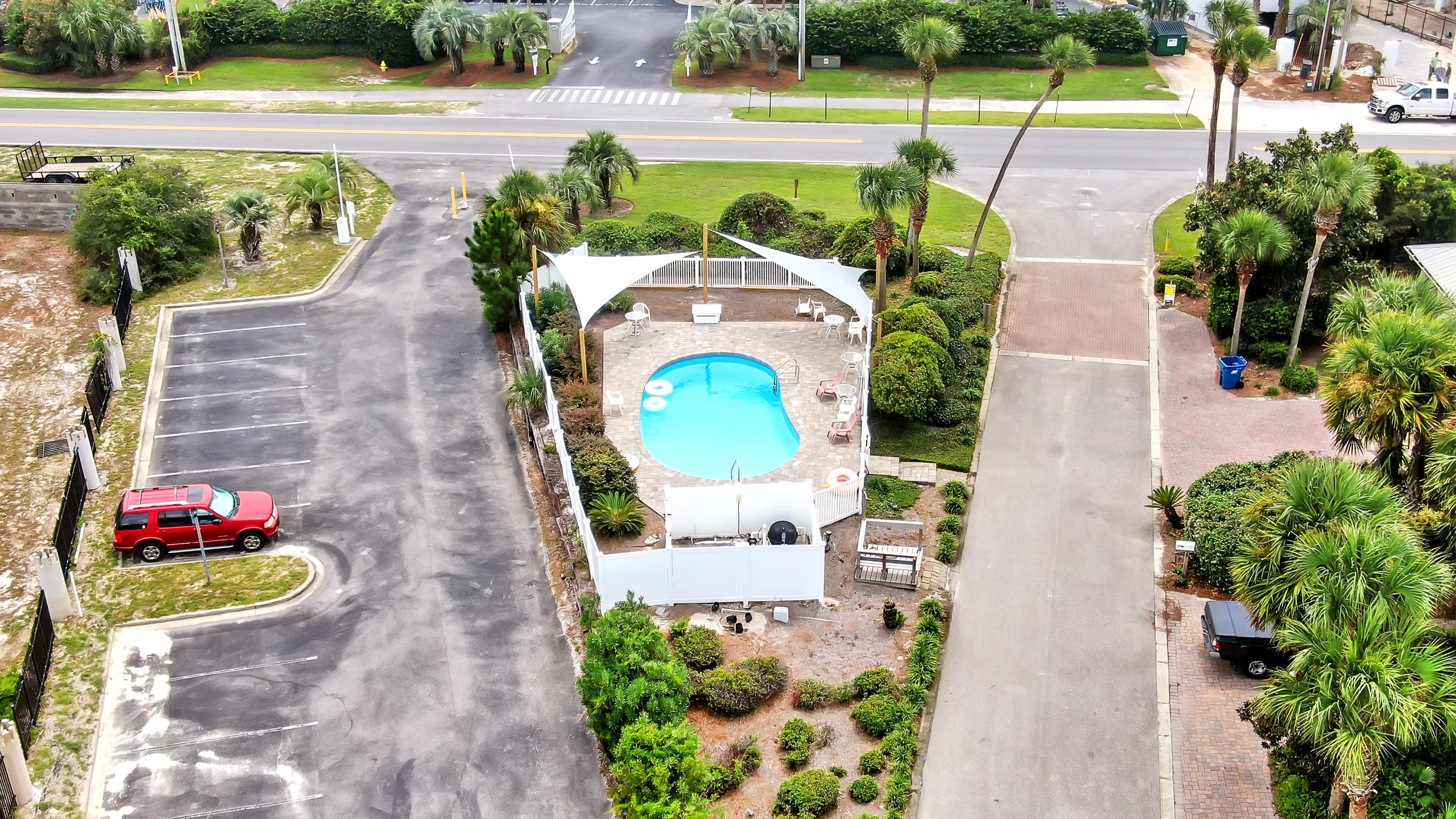 TRANQUIL SHORES - Residential