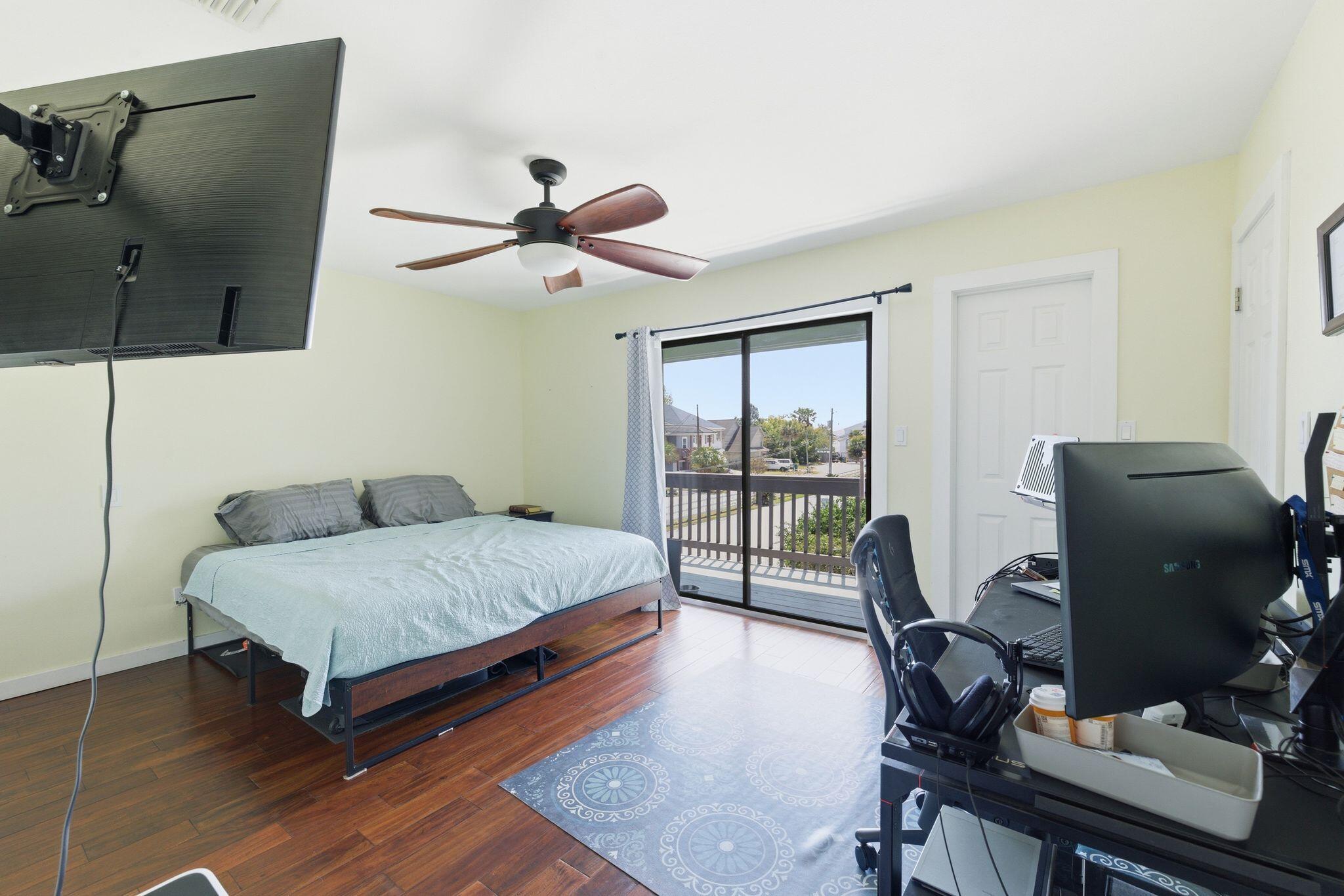 LA MAR WEST T/H - Residential