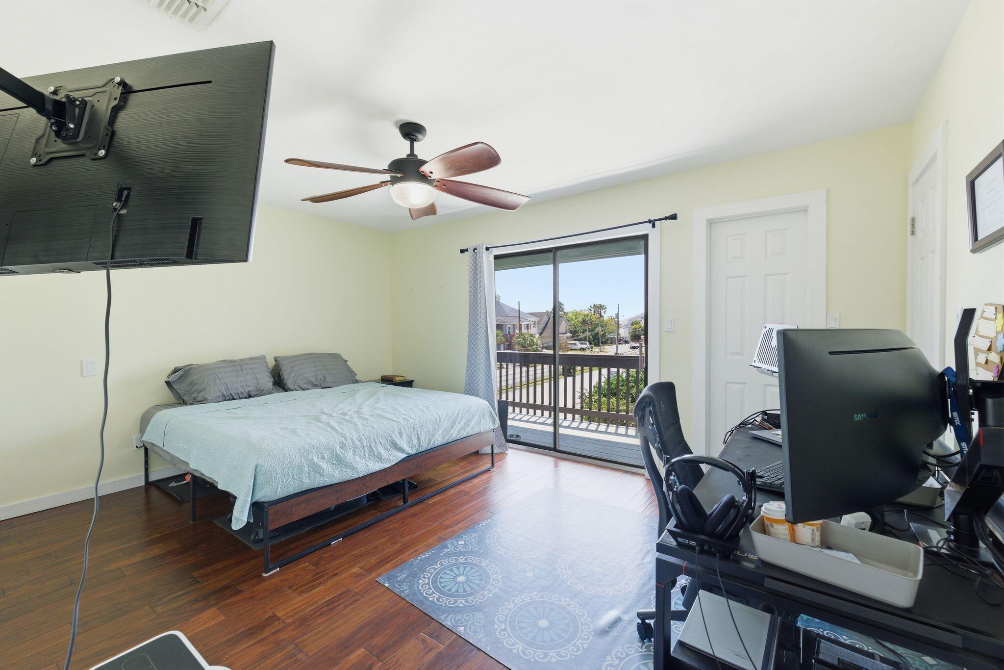 LA MAR WEST T/H - Residential