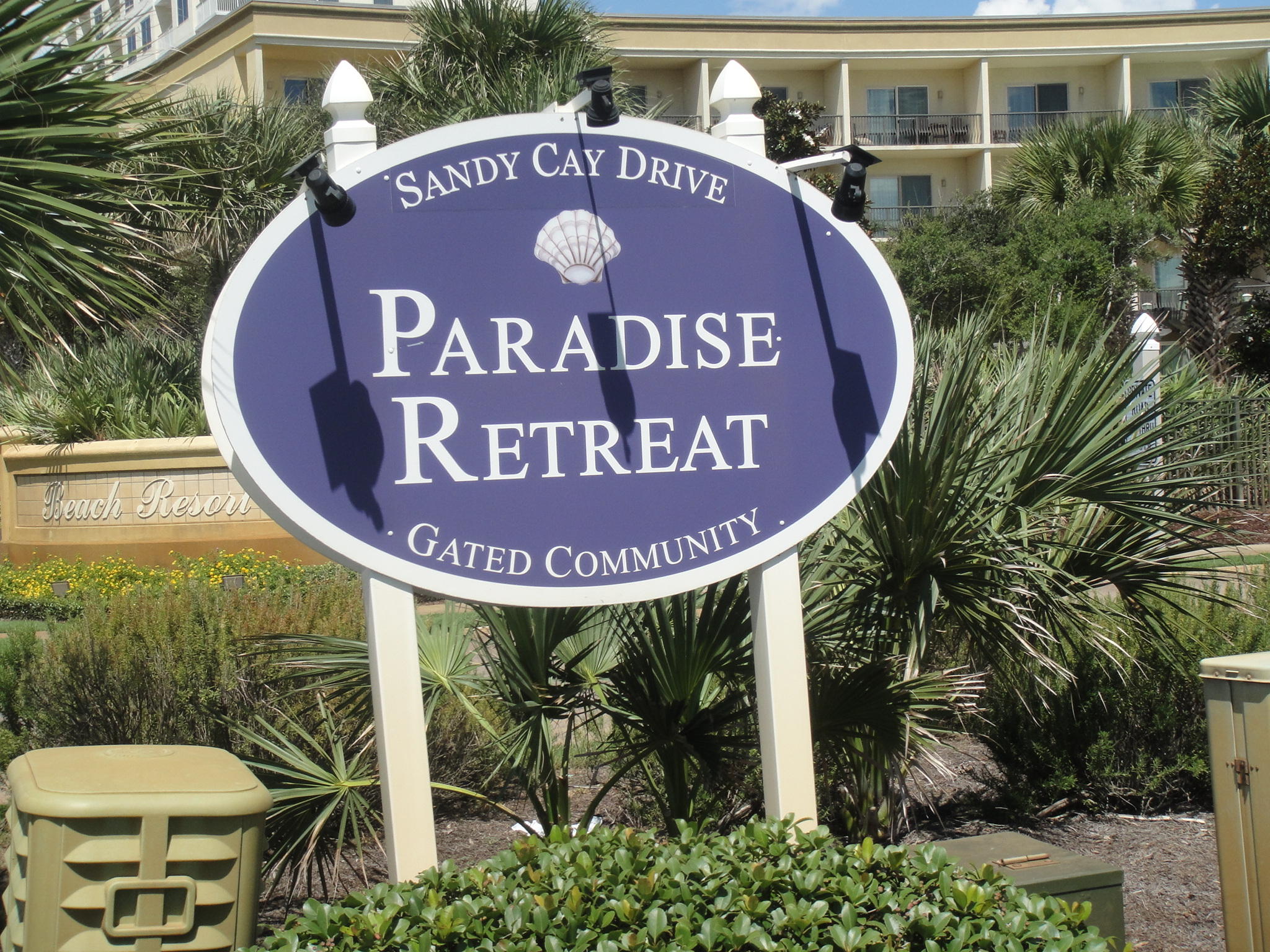 PARADISE RETREAT - Residential