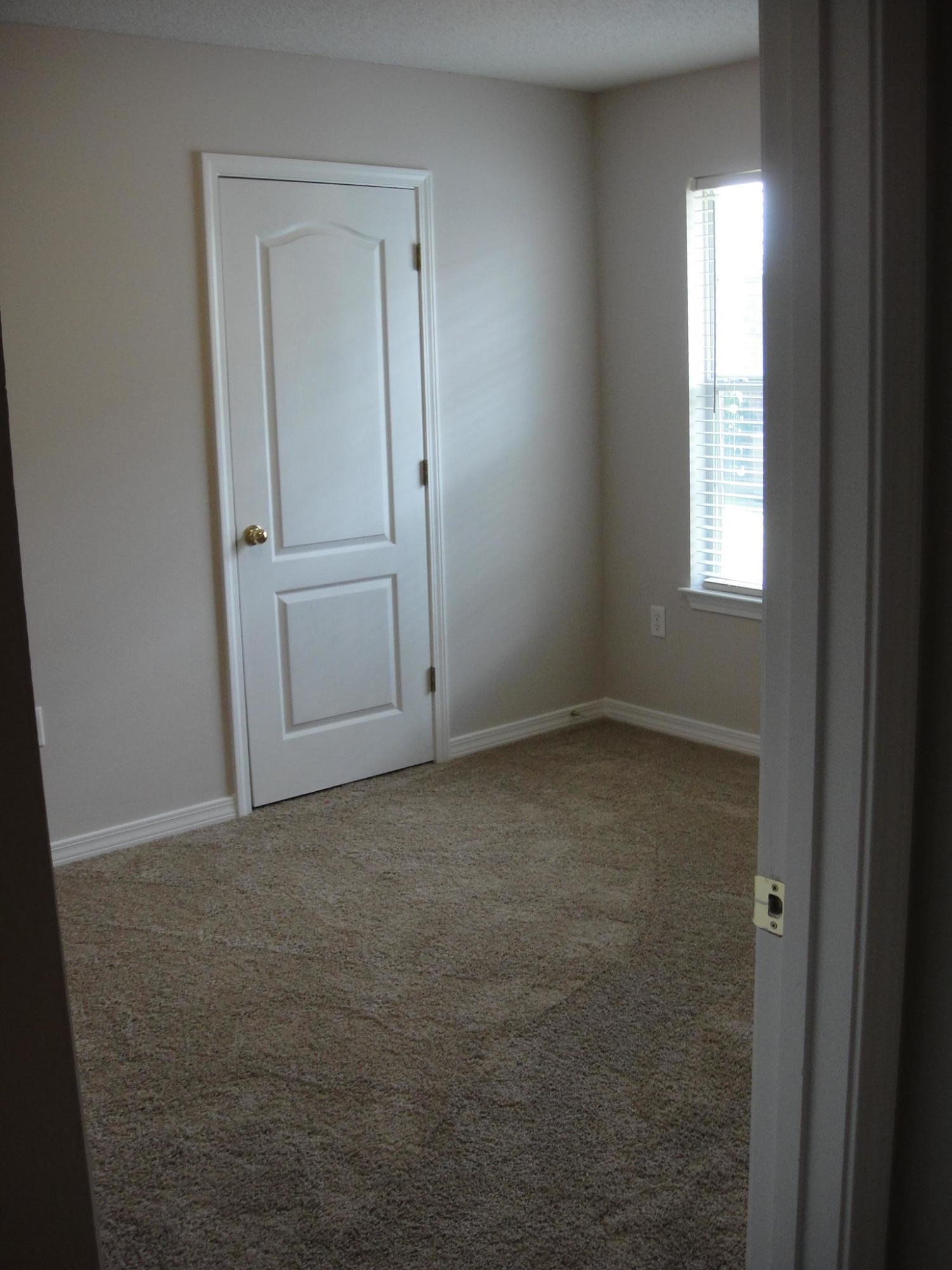 PARADISE RETREAT - Residential