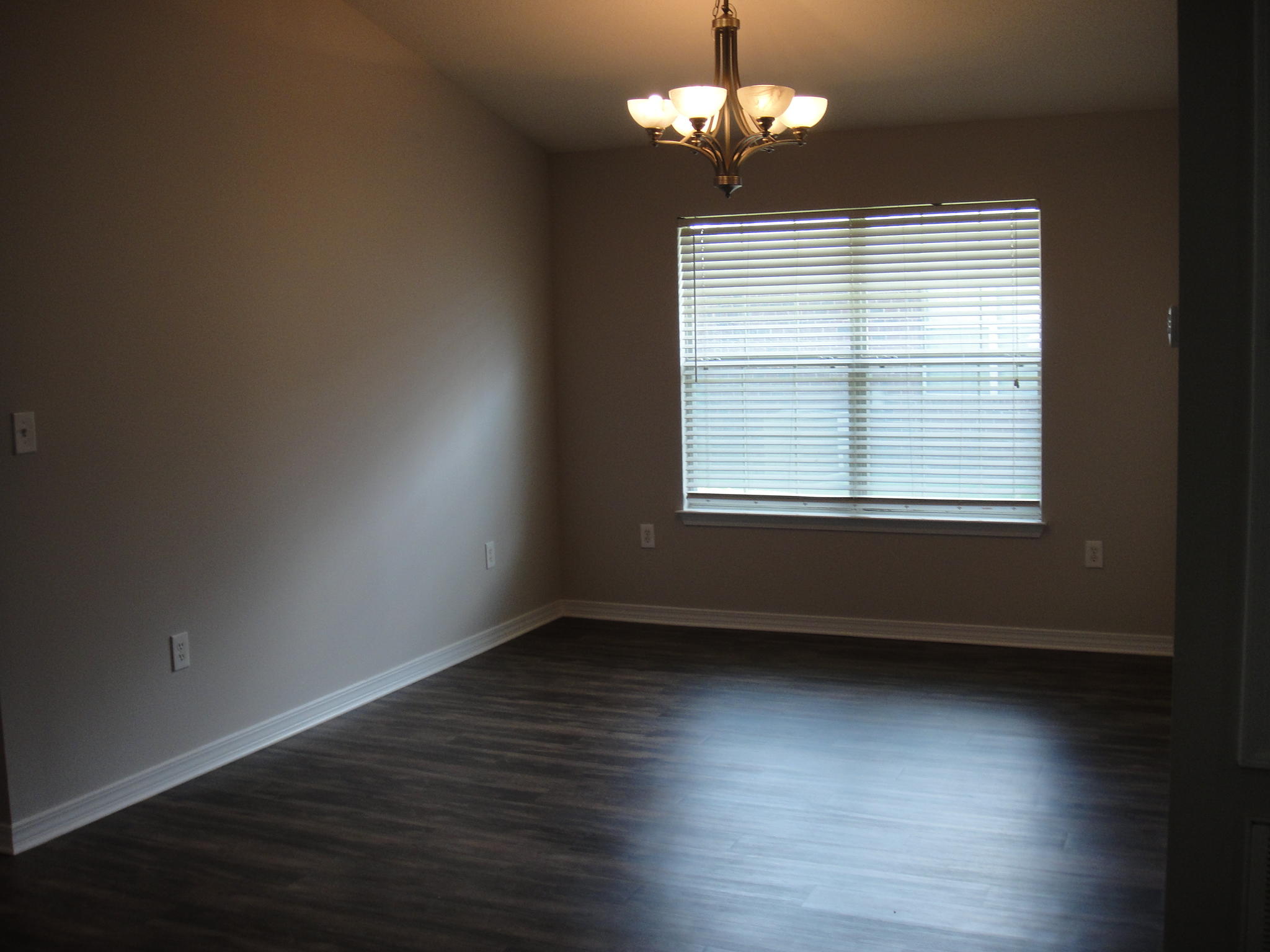 PARADISE RETREAT - Residential