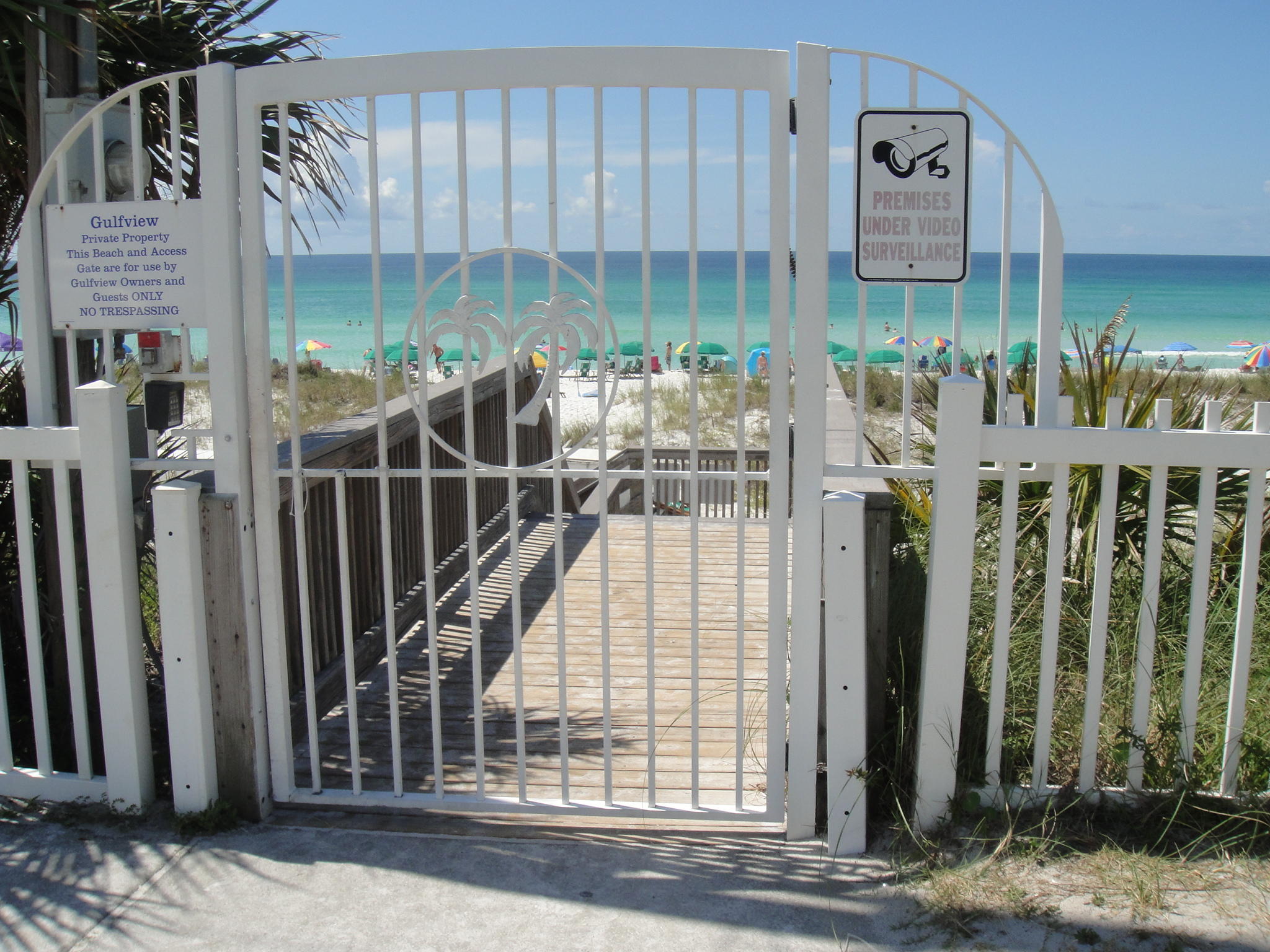 PARADISE RETREAT - Residential