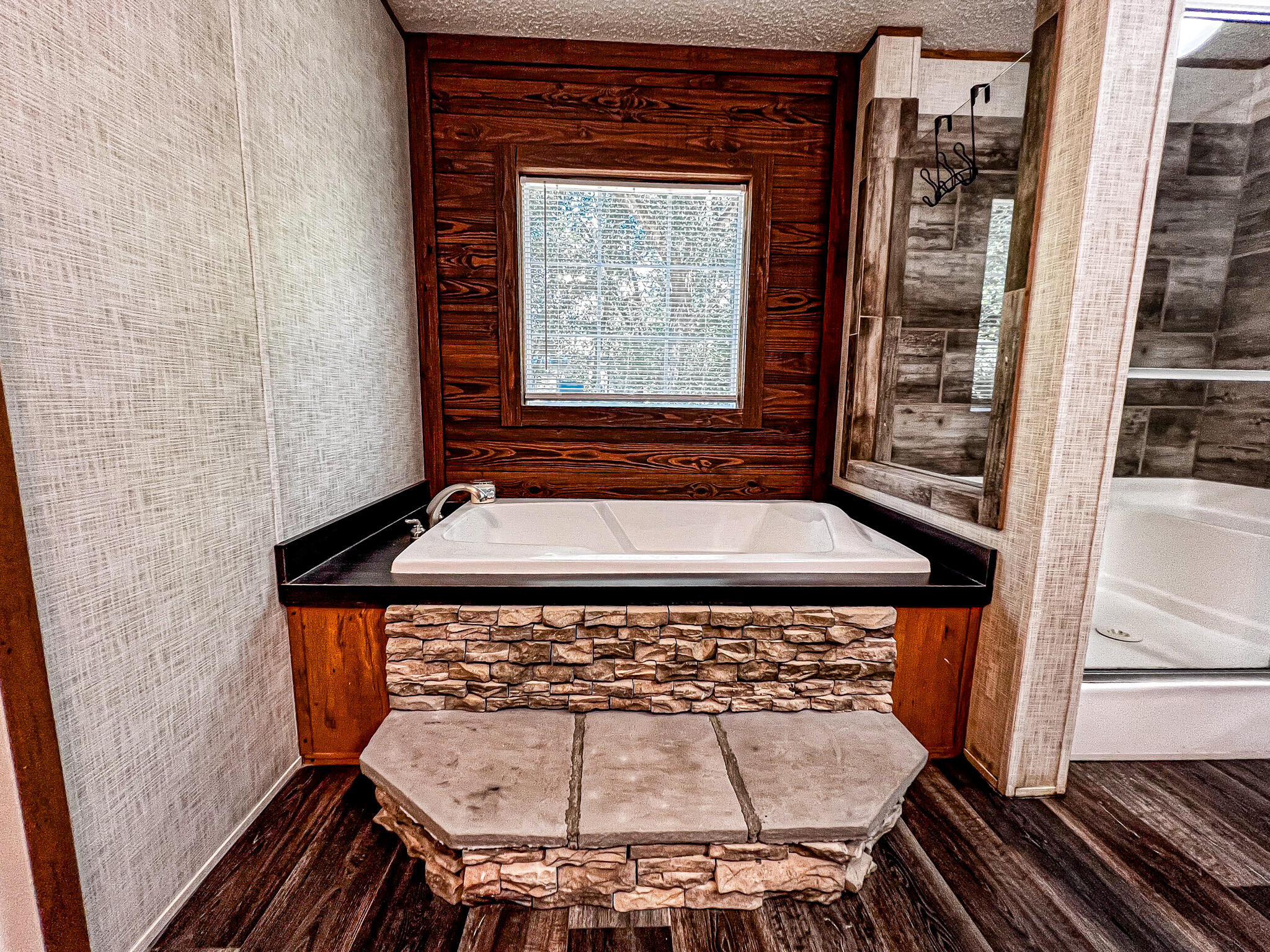 MORRIS ADD TO C/V - Residential