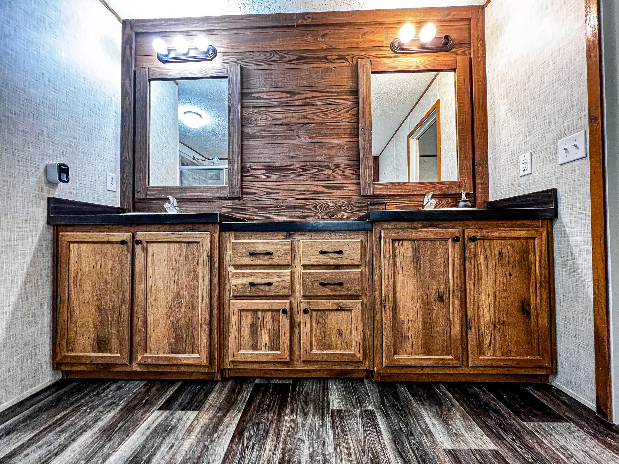 MORRIS ADD TO C/V - Residential