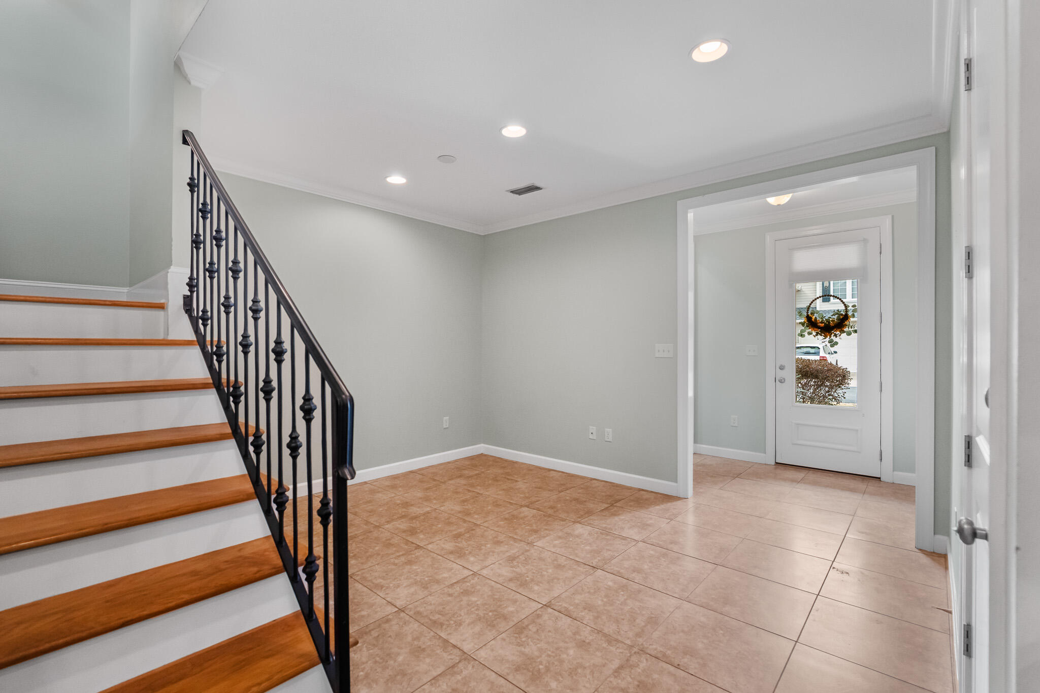 MARINA LANDING - Residential