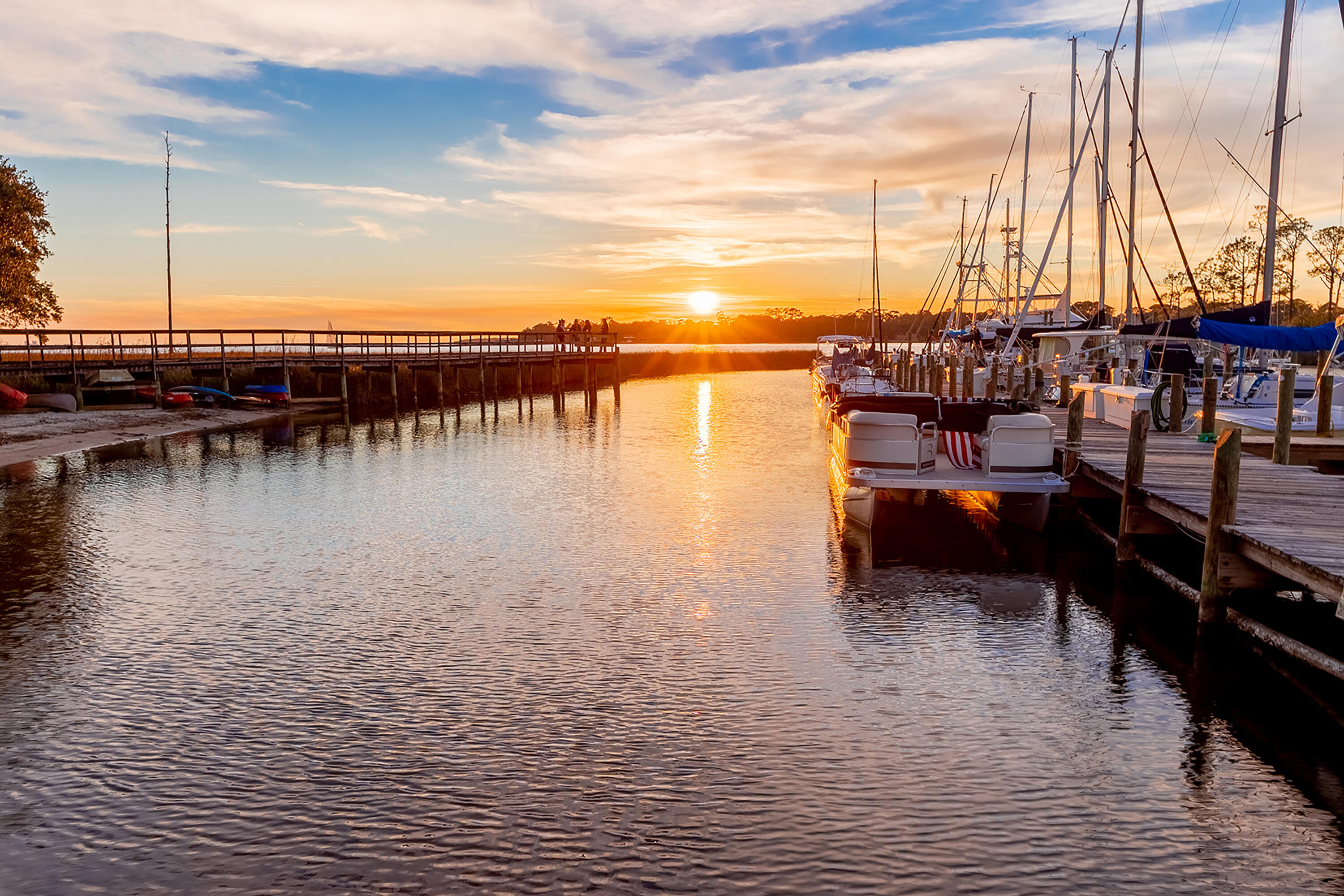 MARINA LANDING - Residential
