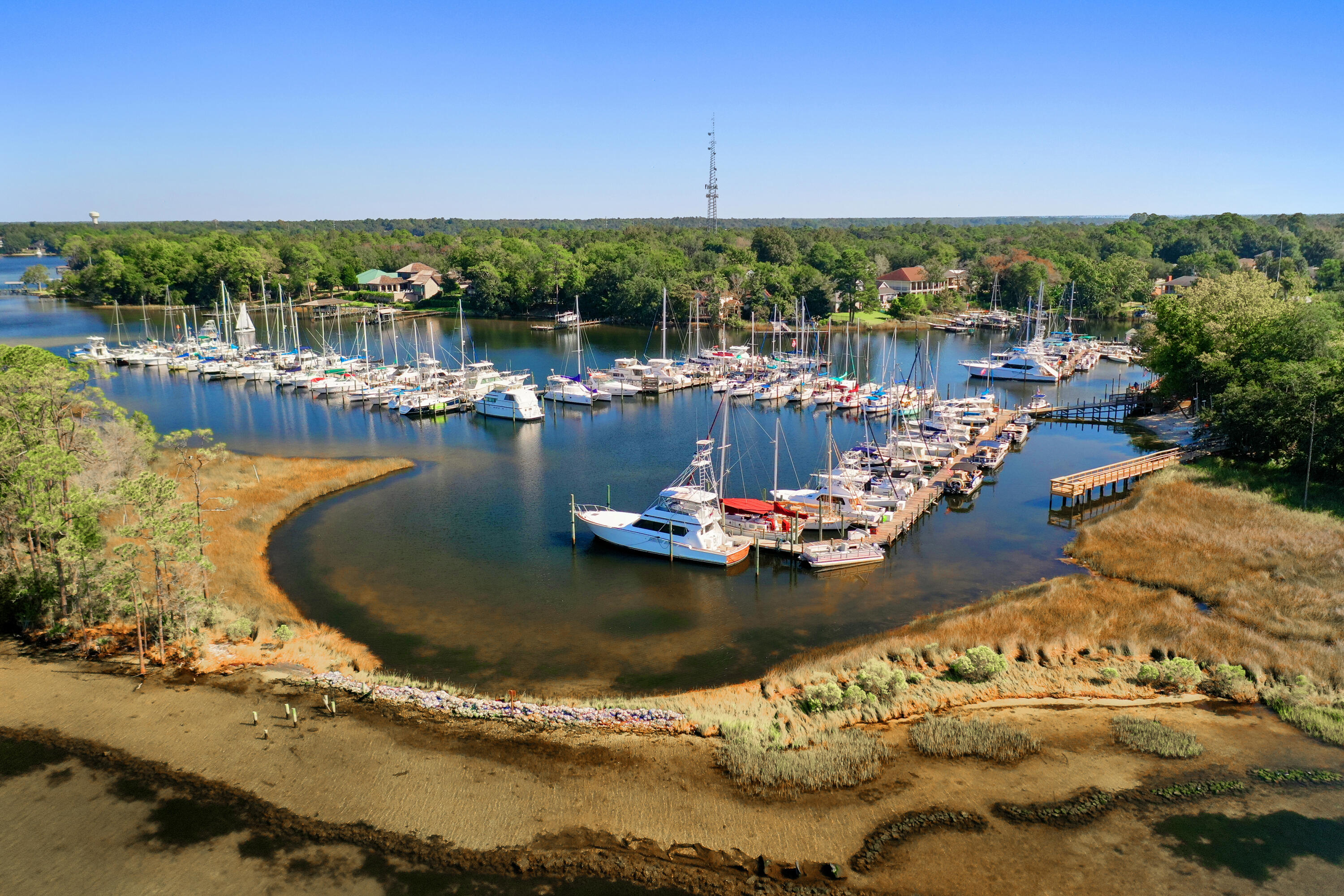 MARINA LANDING - Residential