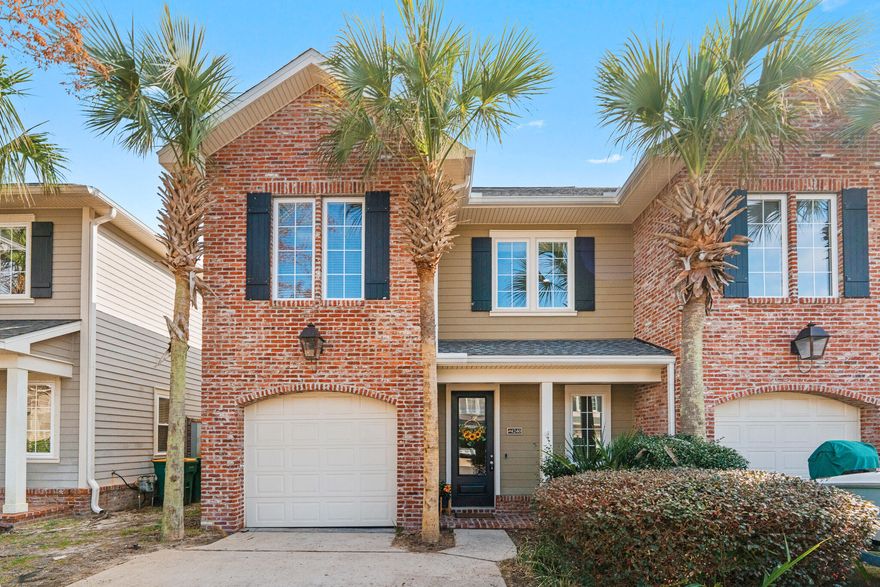 Welcome to this well-maintained townhome in the sought-after Marina Landing neighborhood of Bluewater Bay. Located just minutes from the marina, dry boat storage, and local favorite LJ Schooners Dockside Restaurant, this home offers a convenient coastal lifestyle near the Choctawhatchee Bay.Inside, the open-concept living area creates a bright and comfortable space for everyday living and entertaining. The kitchen features newer appliances including a dishwasher and refrigerator. The primary bedroom is located on the first floor, while two additional guest bedrooms are upstairs, offering a functional layout for family, guests, or a home office.Major updates include a new roof (2023) and HVAC system (2024). Additional improvements include a new garage motor with a 5-year warranty. Enjoy relaxing on the screened porch overlooking the backyard, perfect for enjoying the coastal breeze. The home also includes a garage for added storage and convenience.
Conveniently located near golf courses, dining, marinas, and top-rated schools, with easy access to Eglin Air Force Base and the beaches of Destin, this home offers comfortable living in one of Bluewater Bay's most desirable neighborhoods.