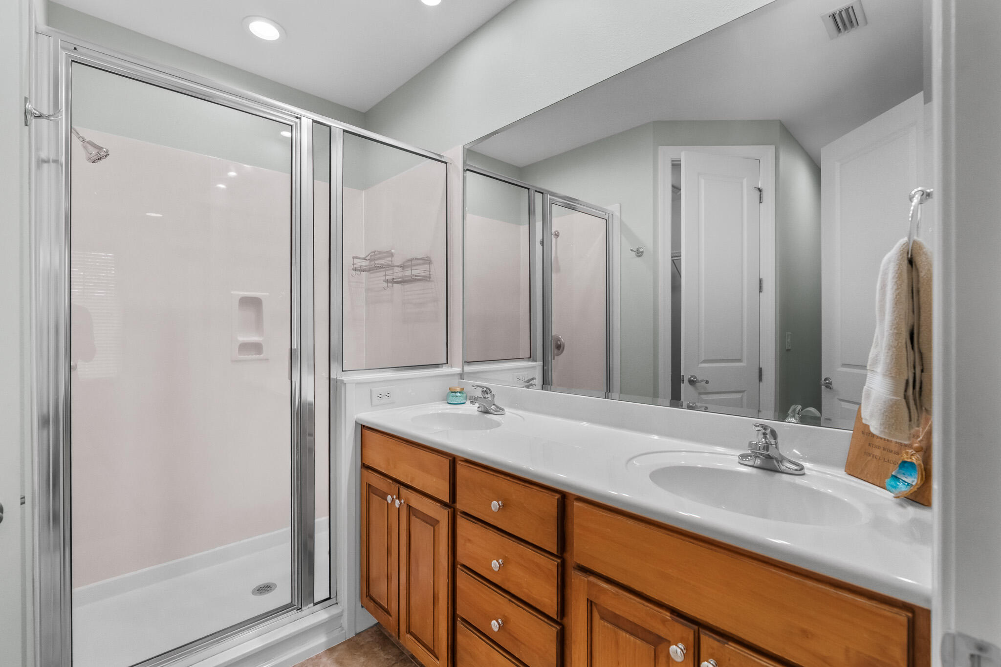 MARINA LANDING - Residential