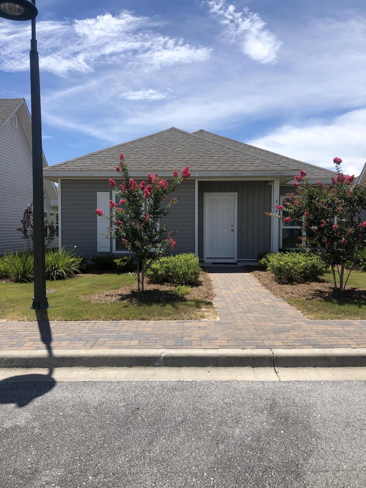 HAMMOCK BAY - Residential