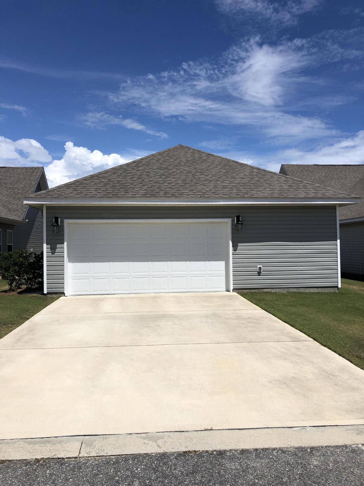 HAMMOCK BAY - Residential