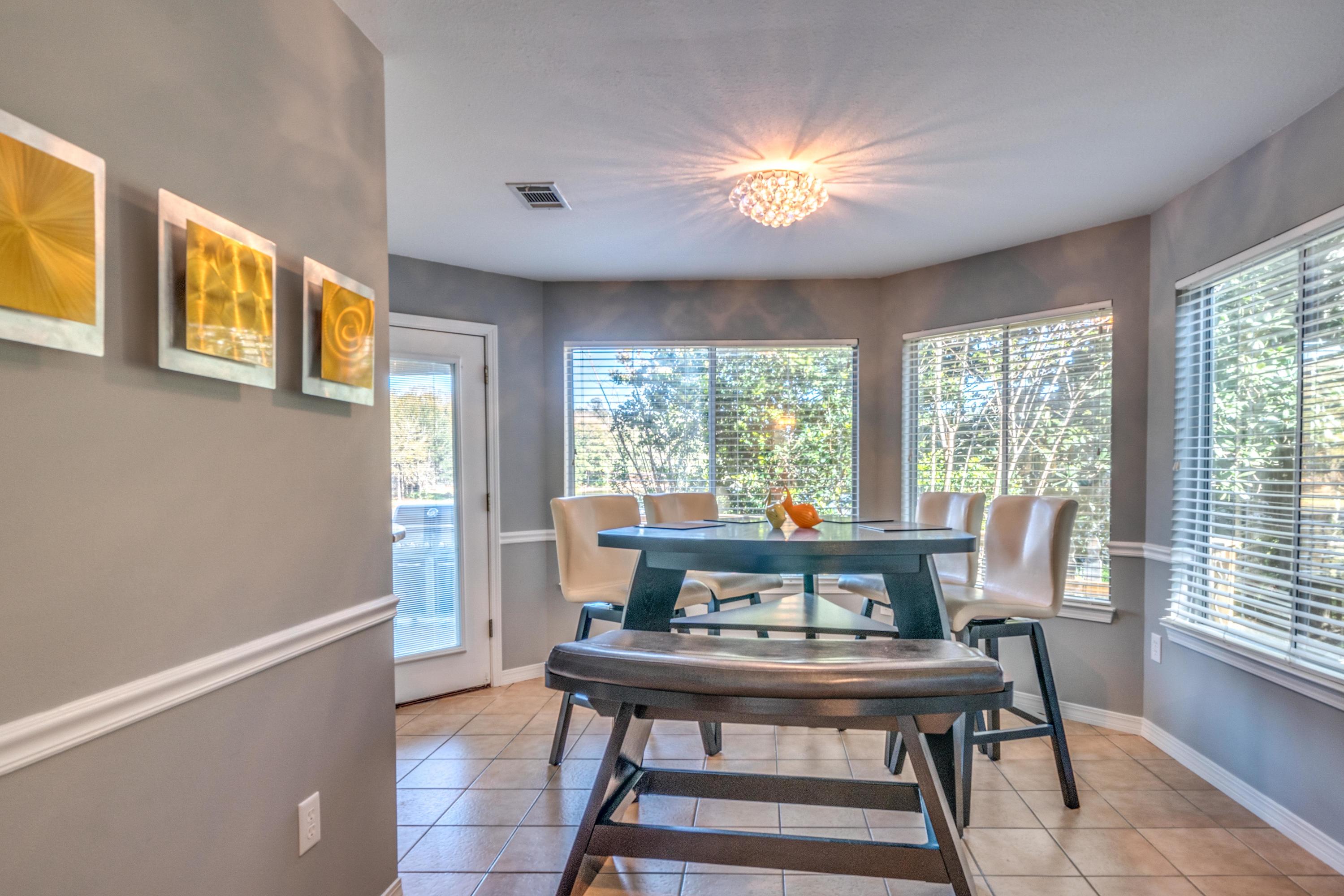 PARKWOOD ESTATES PH 2 BLUEWATER BAY - Residential