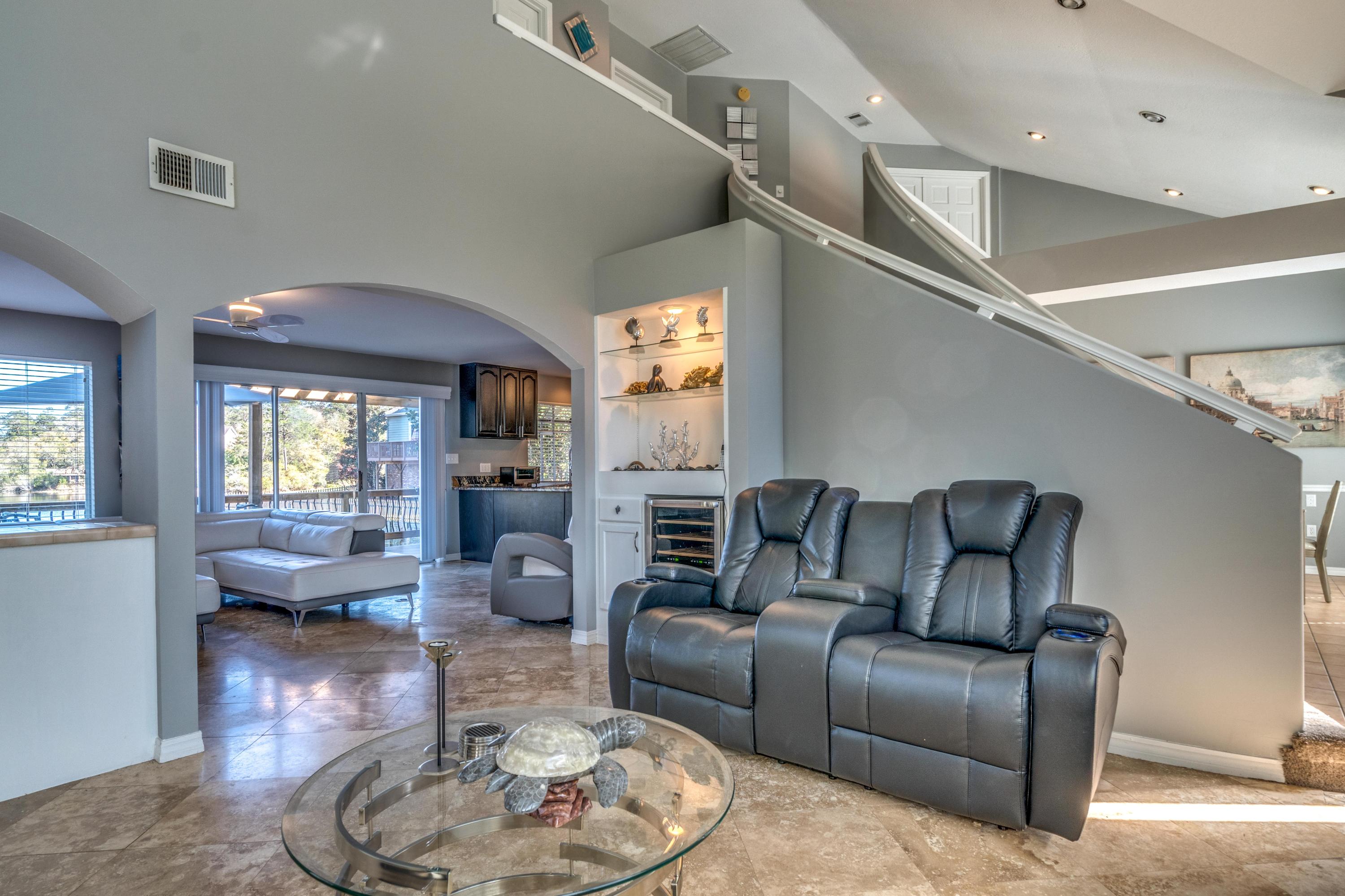 PARKWOOD ESTATES PH 2 BLUEWATER BAY - Residential