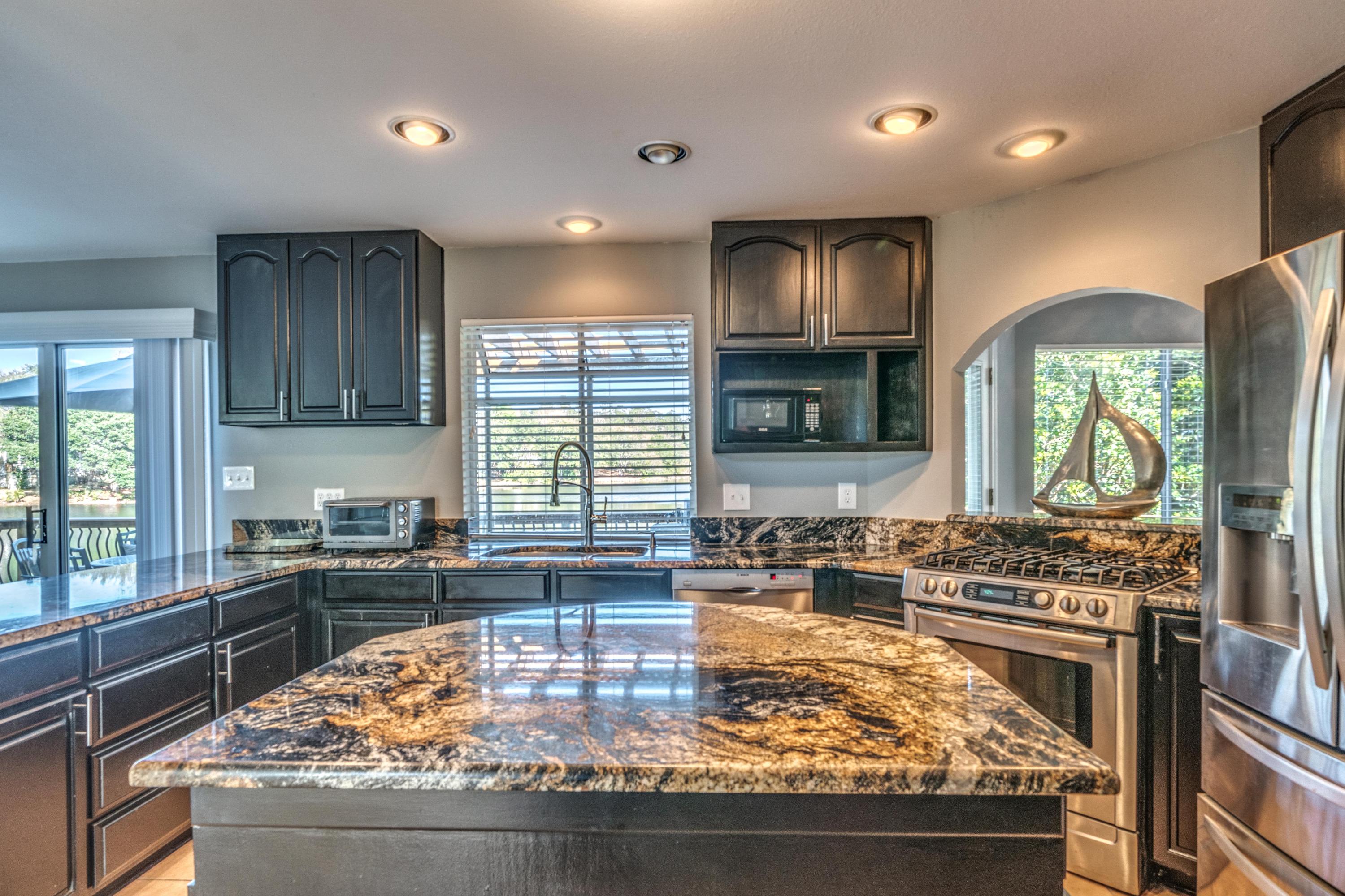 PARKWOOD ESTATES PH 2 BLUEWATER BAY - Residential