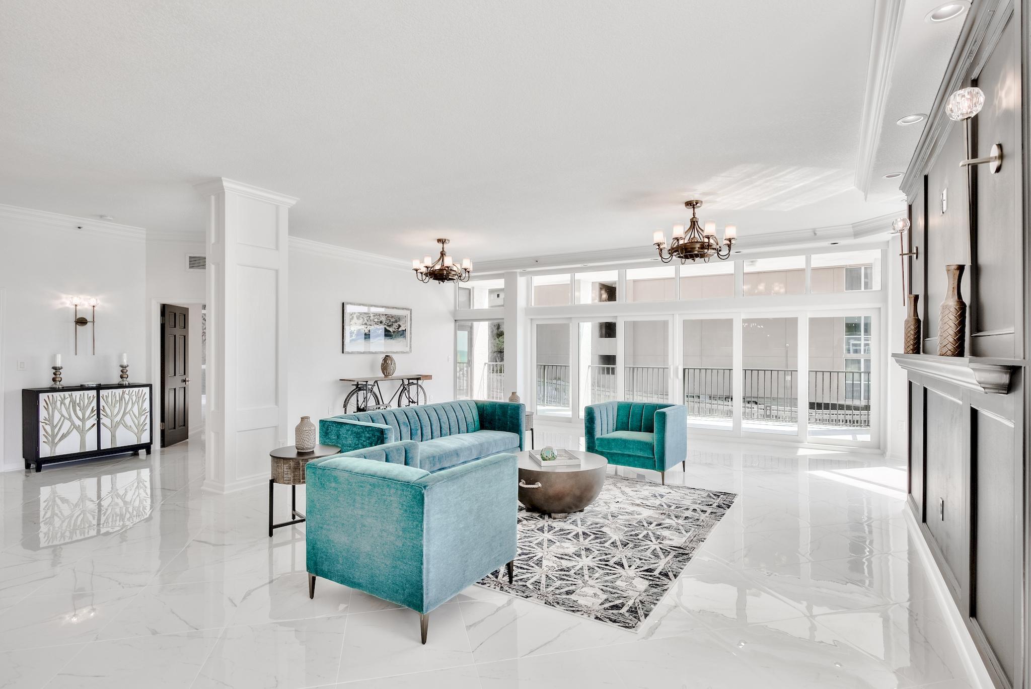 REGENCY TOWERS - Residential