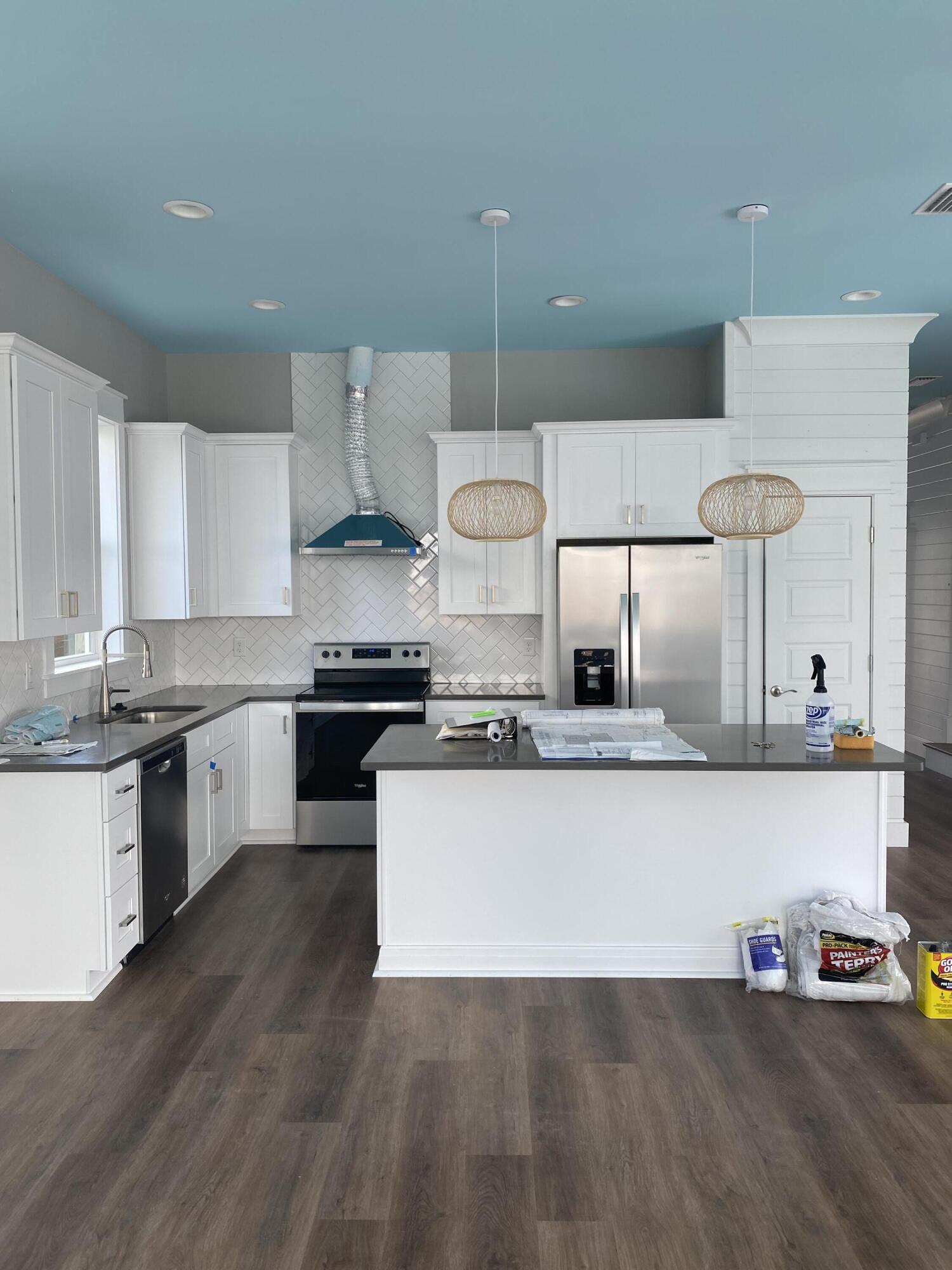 FRANGISTA BEACH 2ND ADDN - Residential